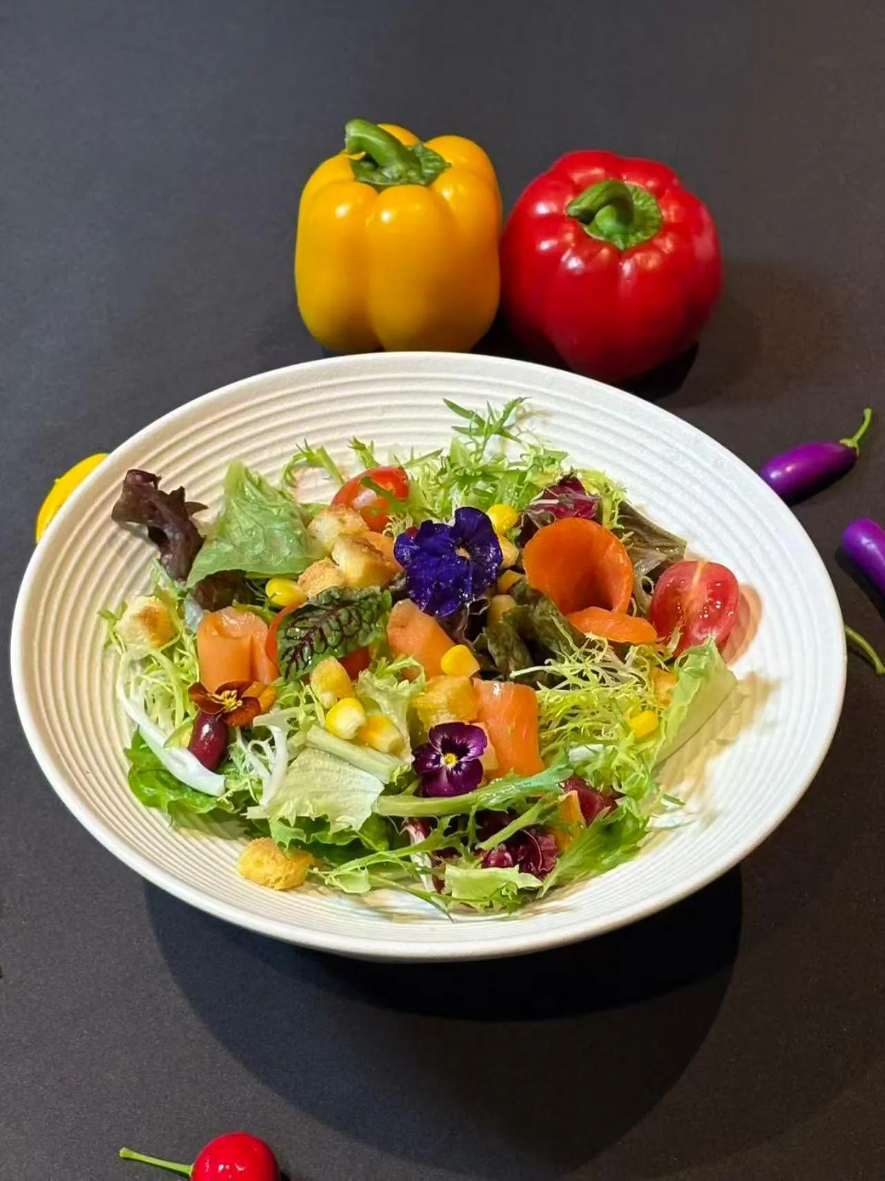 Restaurant/places to eat in Paco Hotel Botanical Garden Metro Guangzhou