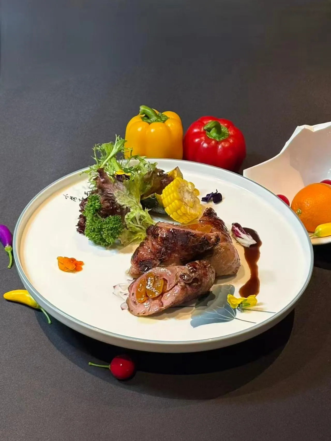 Restaurant/places to eat in Paco Hotel Botanical Garden Metro Guangzhou