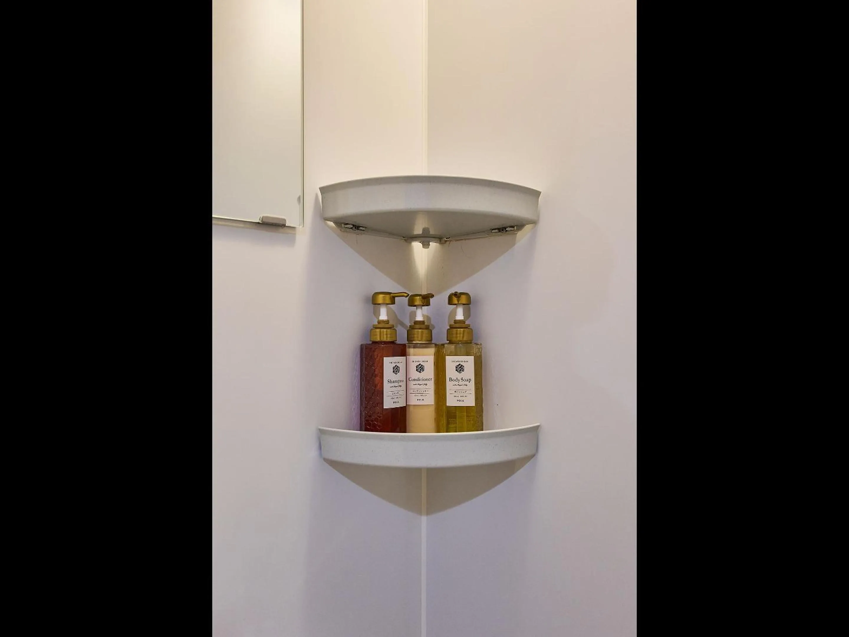 Shower in Hotel Plus Hostel TOKYO AKIHABARA