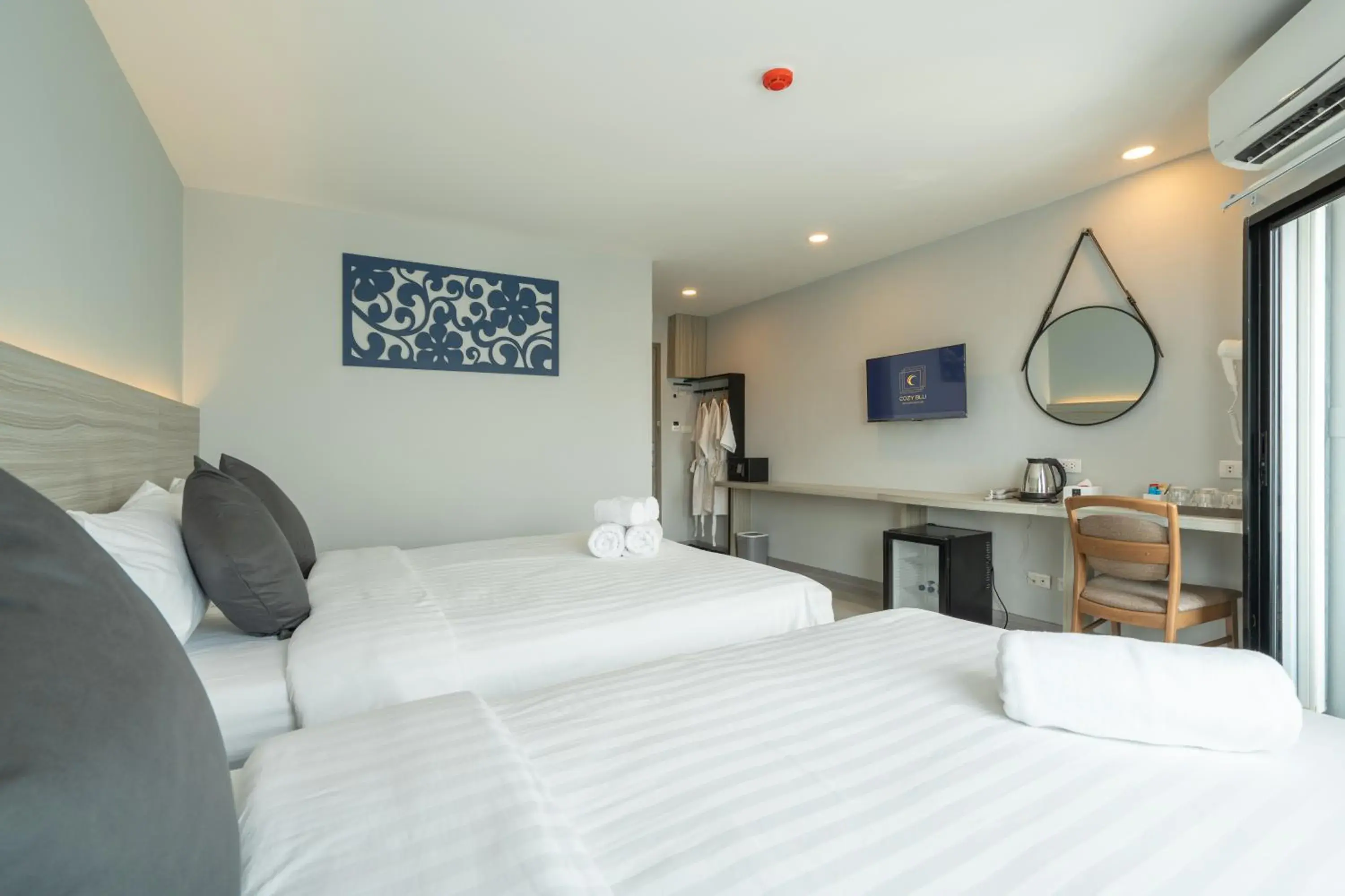 Classic Triple Room in Cozy Blu Suvarnabhumi Classic Triple Room in Cozy Blu Suvarnabhumi
