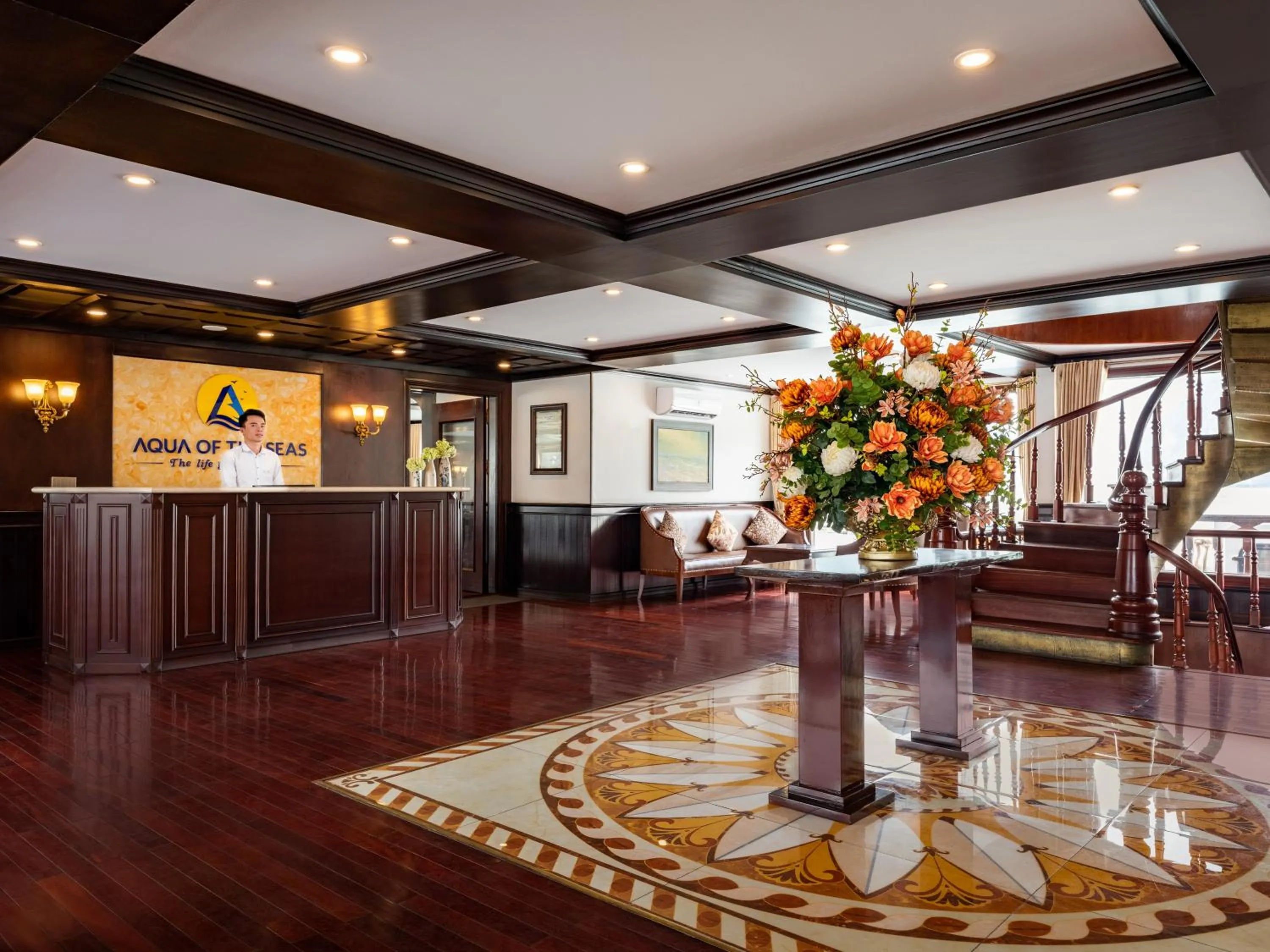 Lobby or reception in Aqua Of The Seas Cruise Halong by AHG