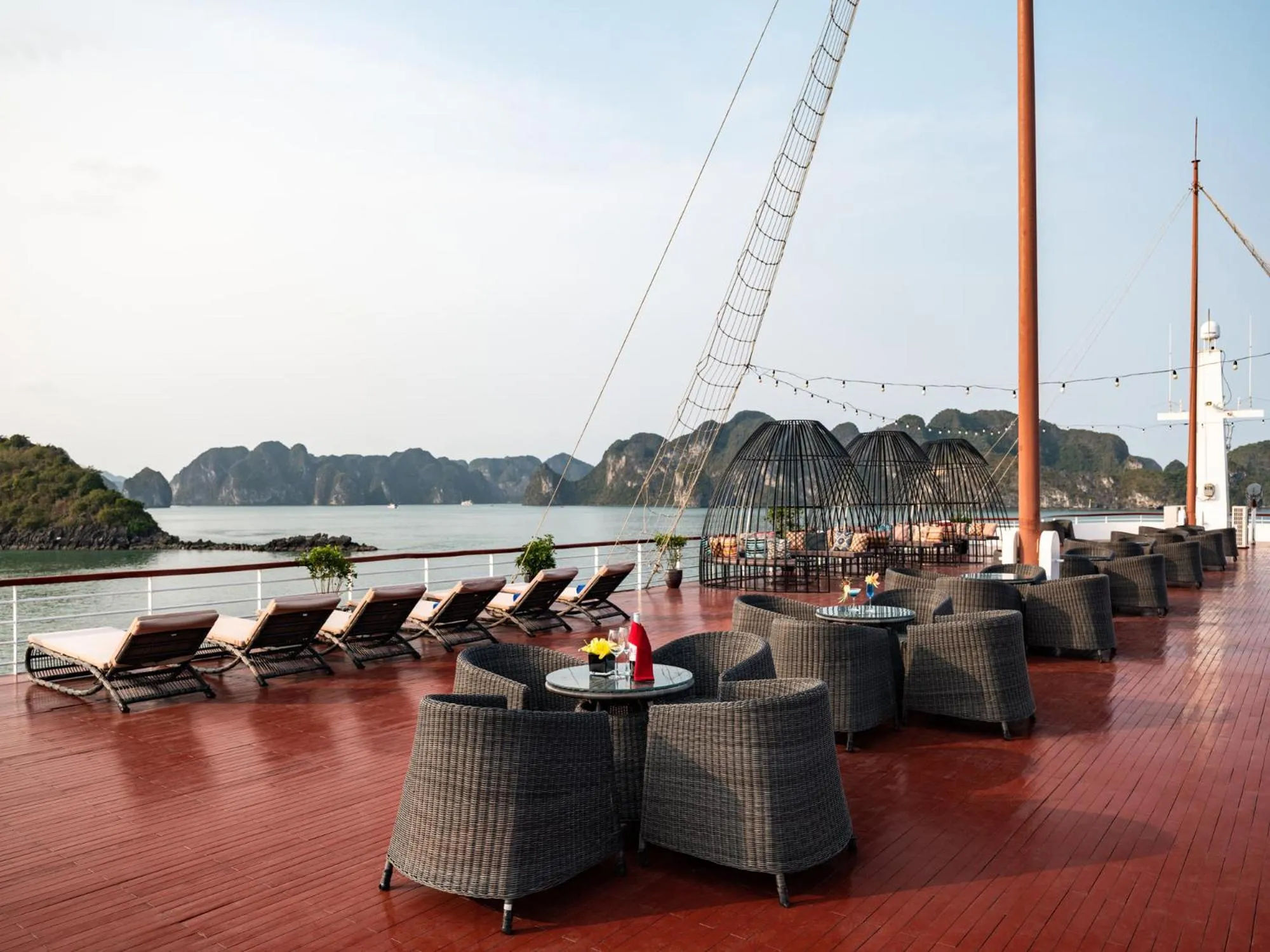 Patio in Aqua Of The Seas Cruise Halong by AHG