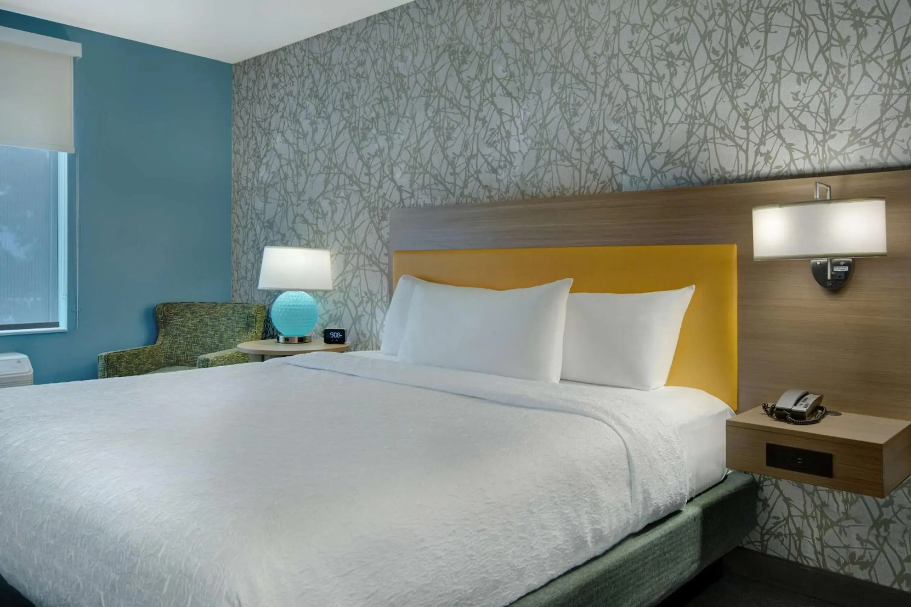 Bed in Home2 Suites By Hilton Grand Rapids Airport Bed in Home2 Suites By Hilton Grand Rapids Airport