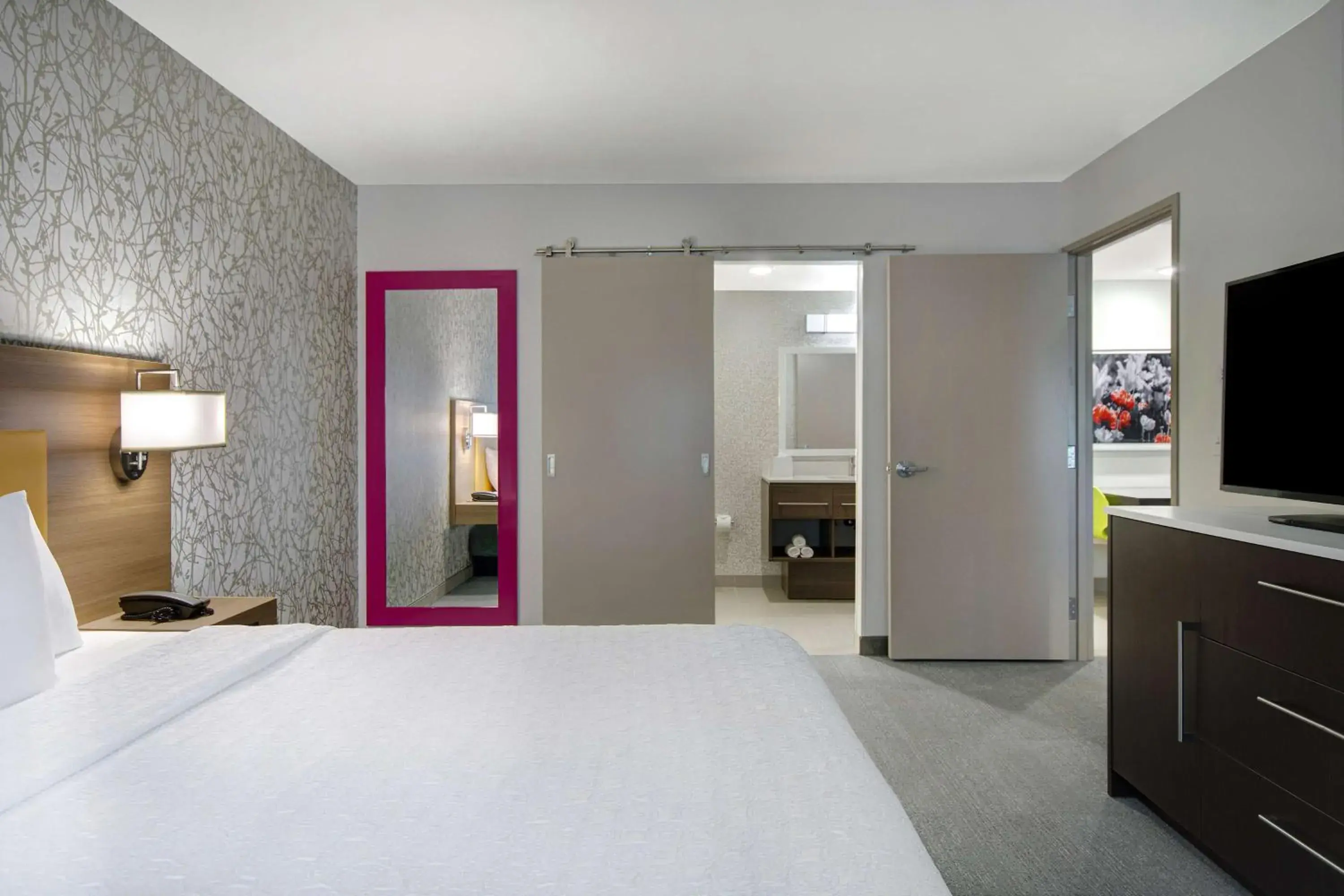 King Studio Suite - Hearing Access in Home2 Suites By Hilton Grand Rapids Airport King Studio Suite - Hearing Access in Home2 Suites By Hilton Grand Rapids Airport