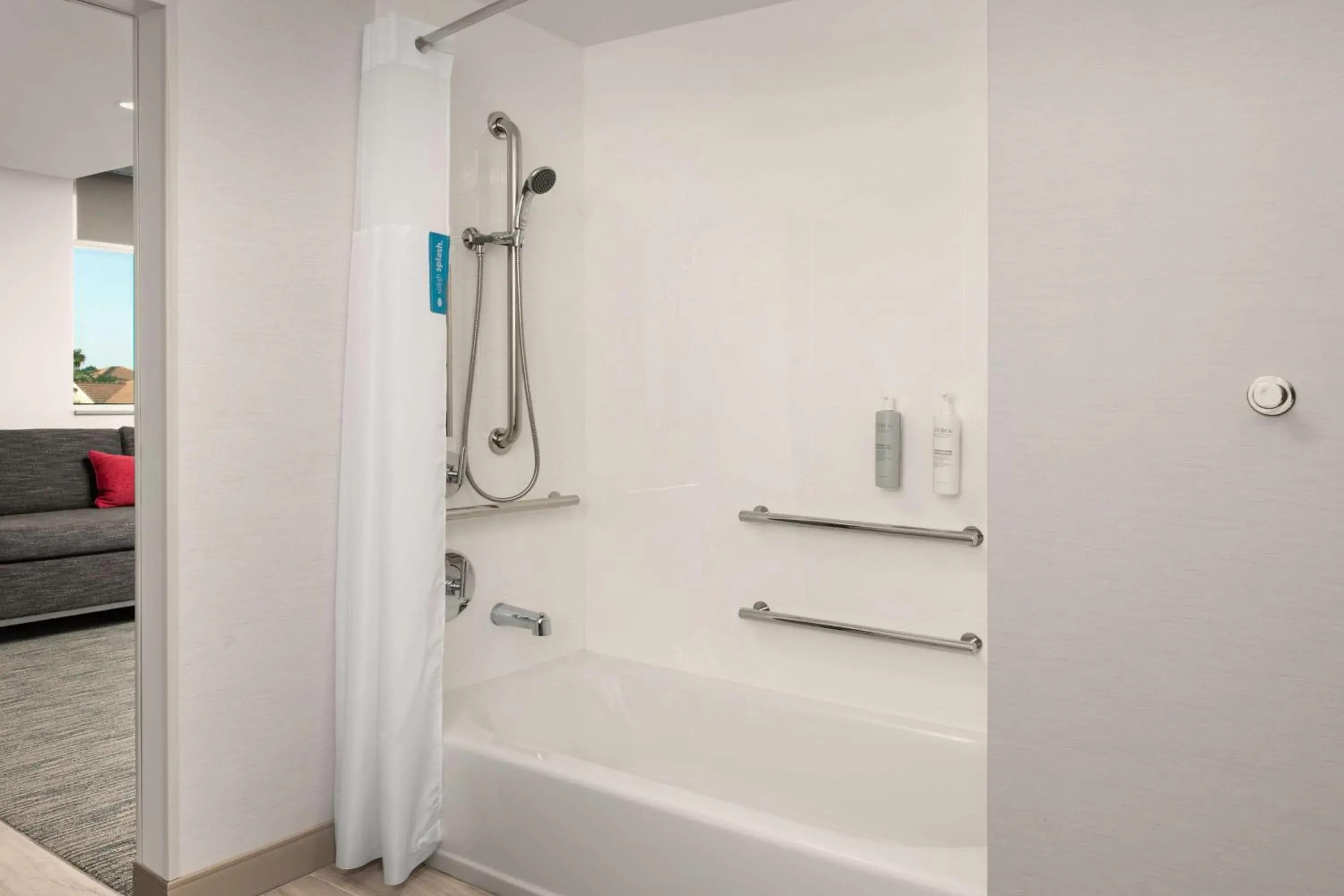 Bathroom in Hampton Inn Delray Beach Bathroom in Hampton Inn Delray Beach