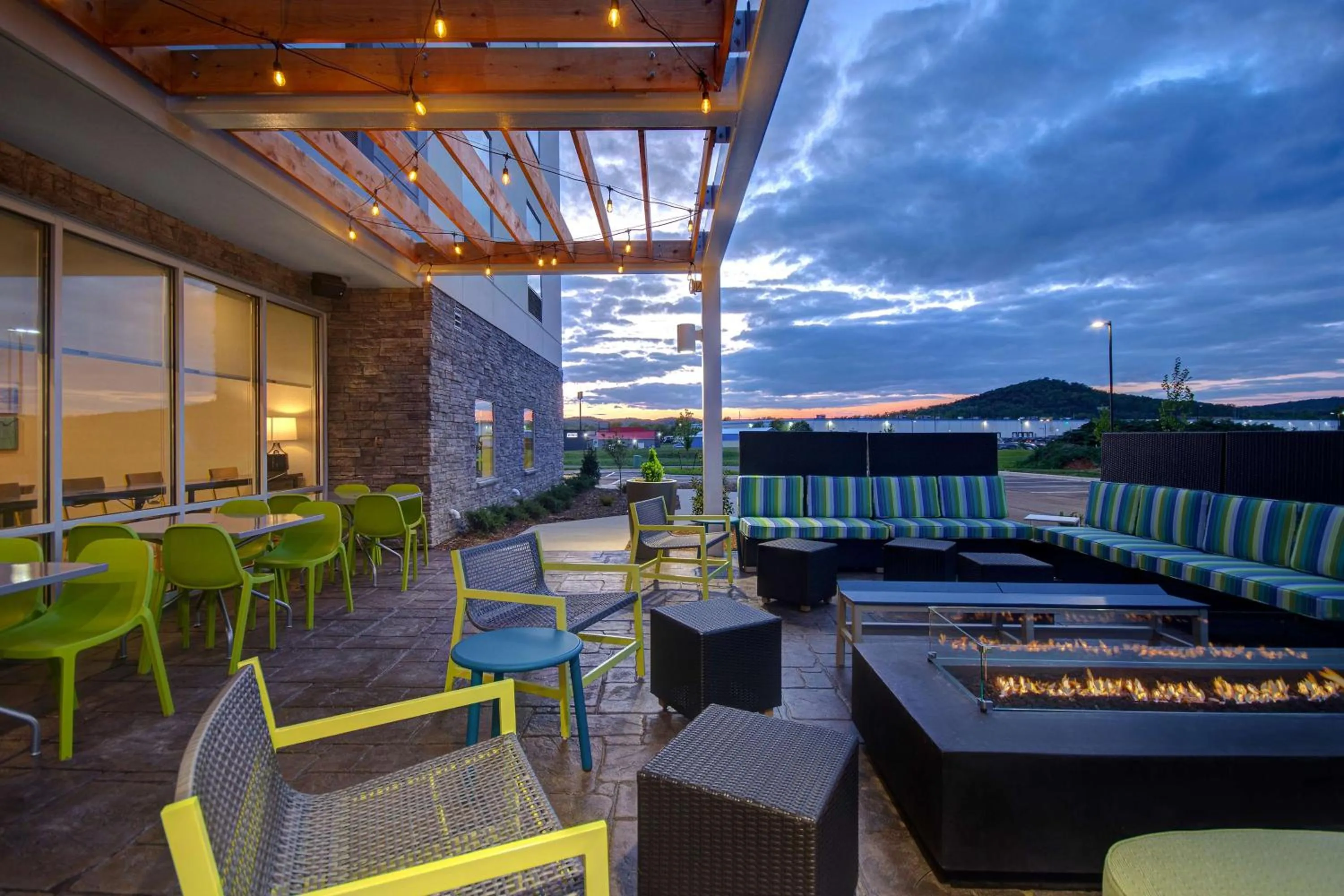Patio in Home2 Suites By Hilton Shepherdsville Louisville South