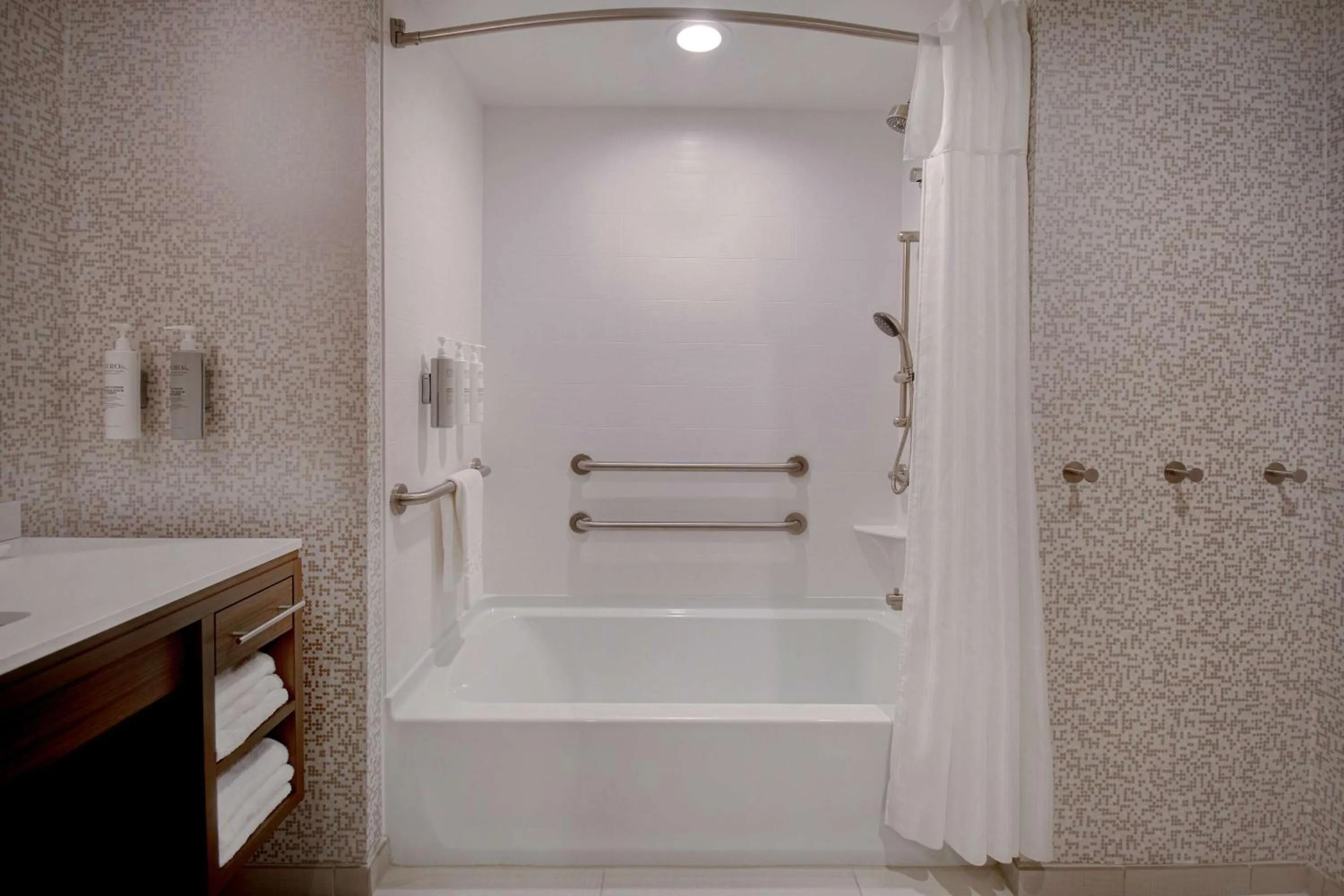 Bathroom in Home2 Suites By Hilton Shepherdsville Louisville South