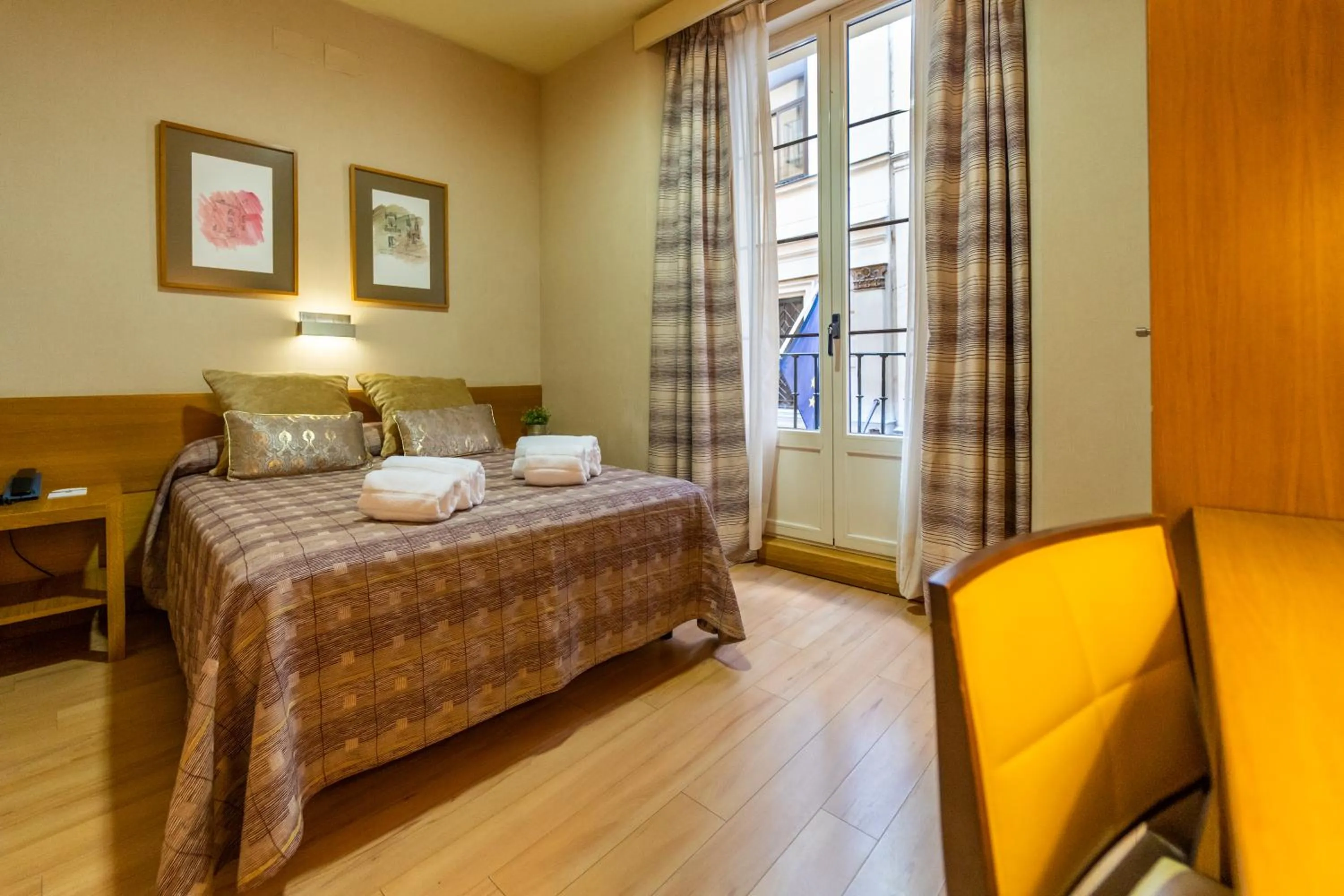 Balcony/Terrace, Bed in El Pasaje