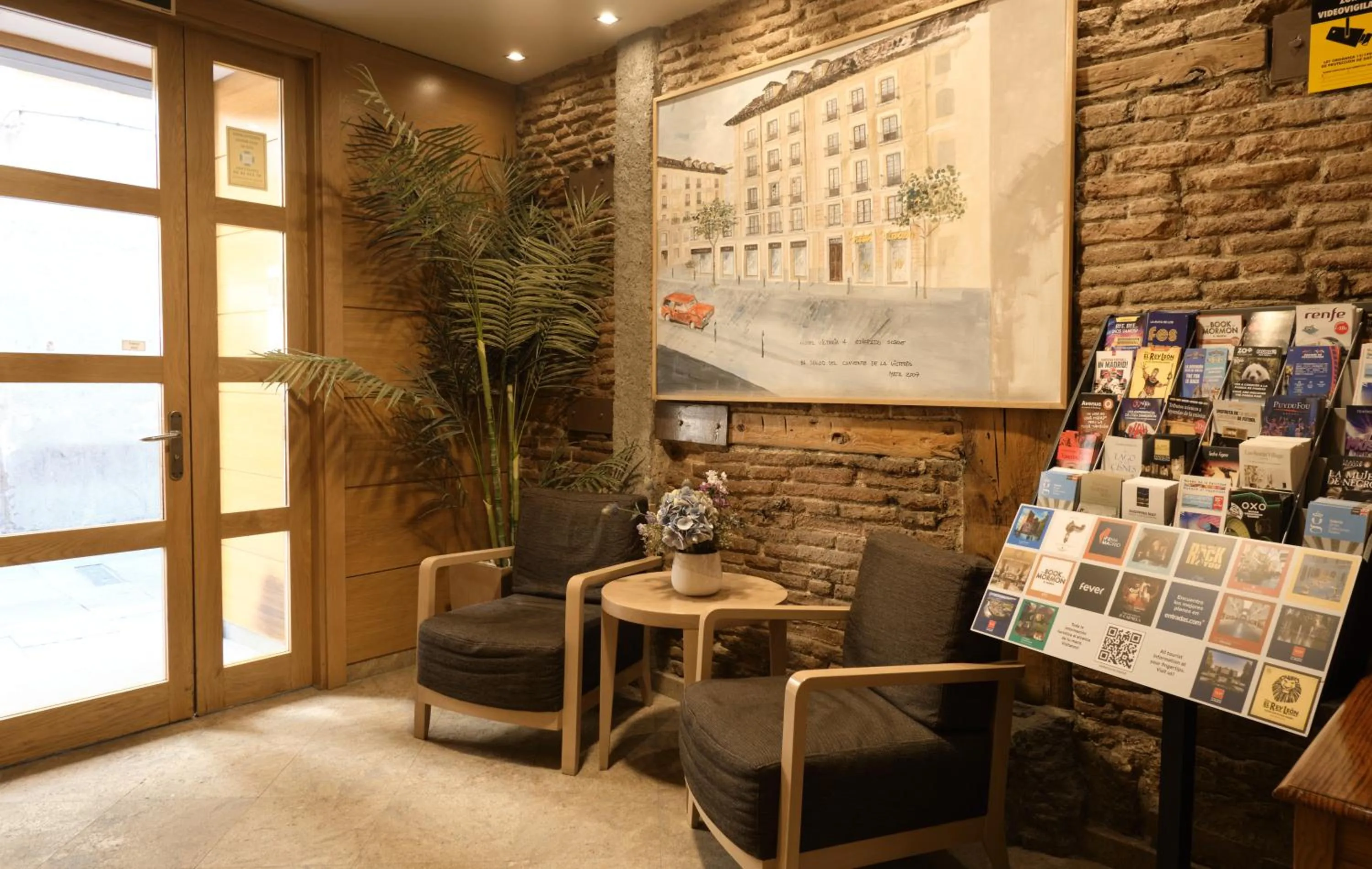 Property building in Windsor Puerta del Sol