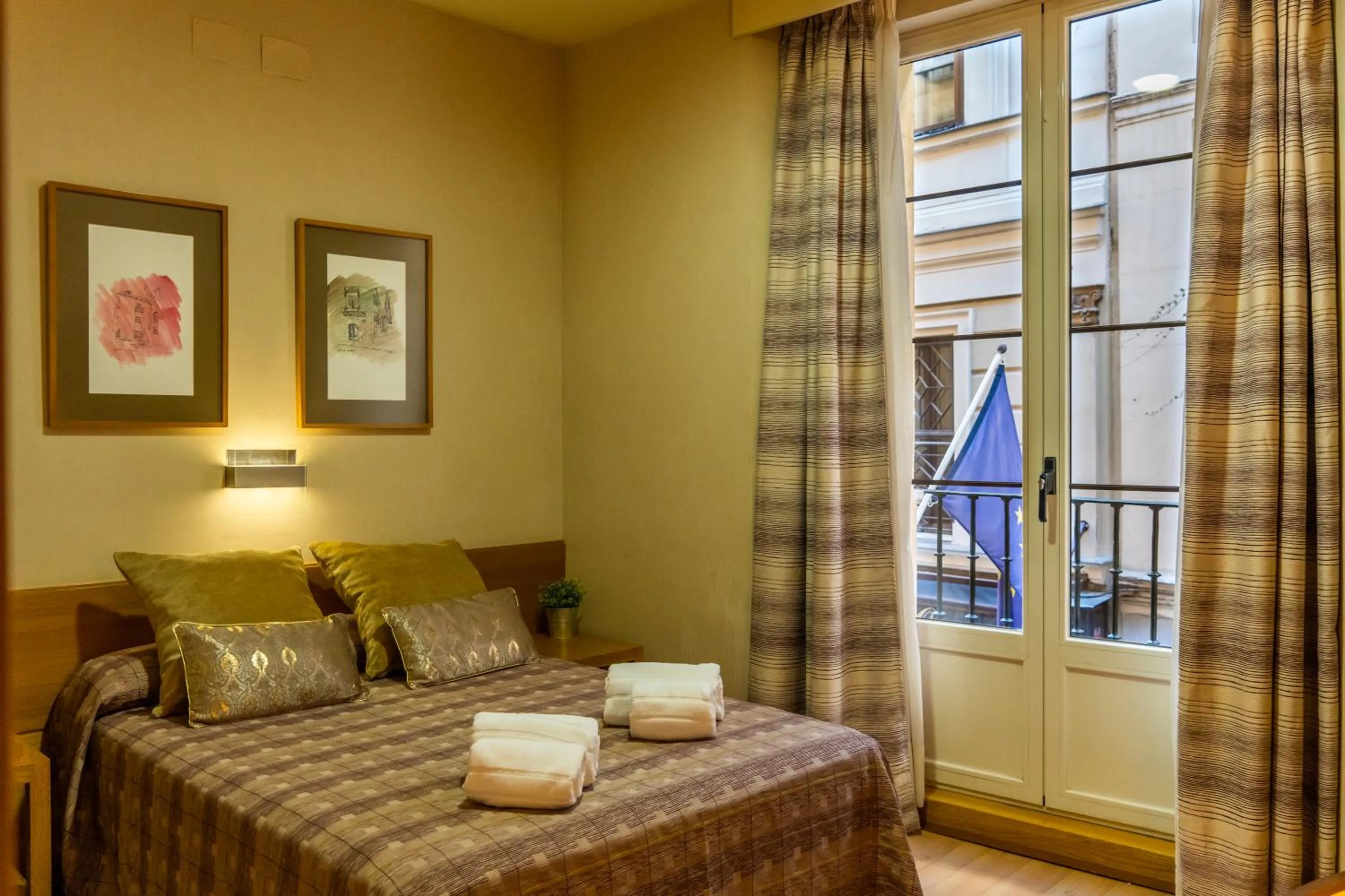 Balcony/Terrace, Bed in El Pasaje