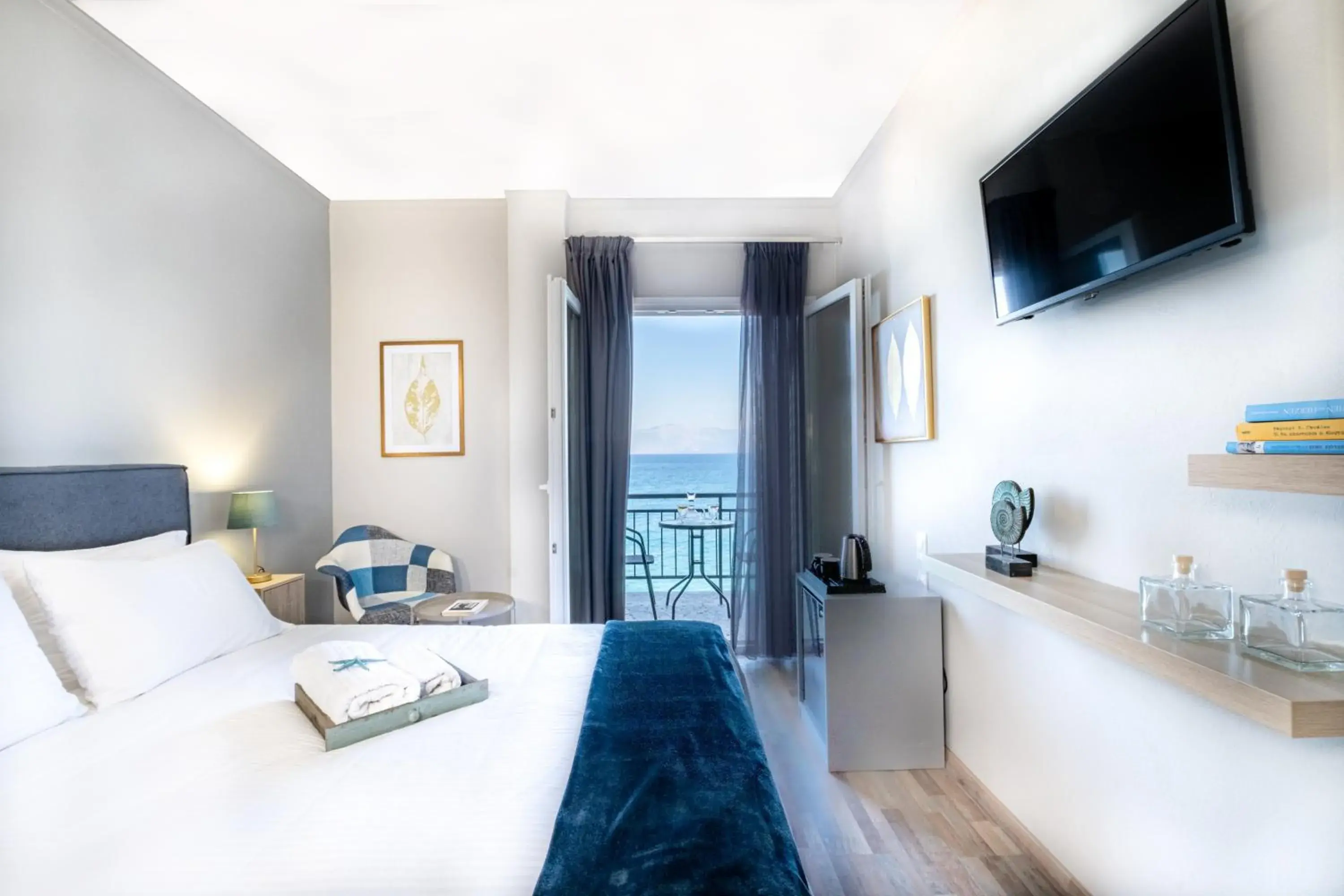 Double or Twin Room with Sea View in RIVIERA HOTEL Double or Twin Room with Sea View in RIVIERA HOTEL