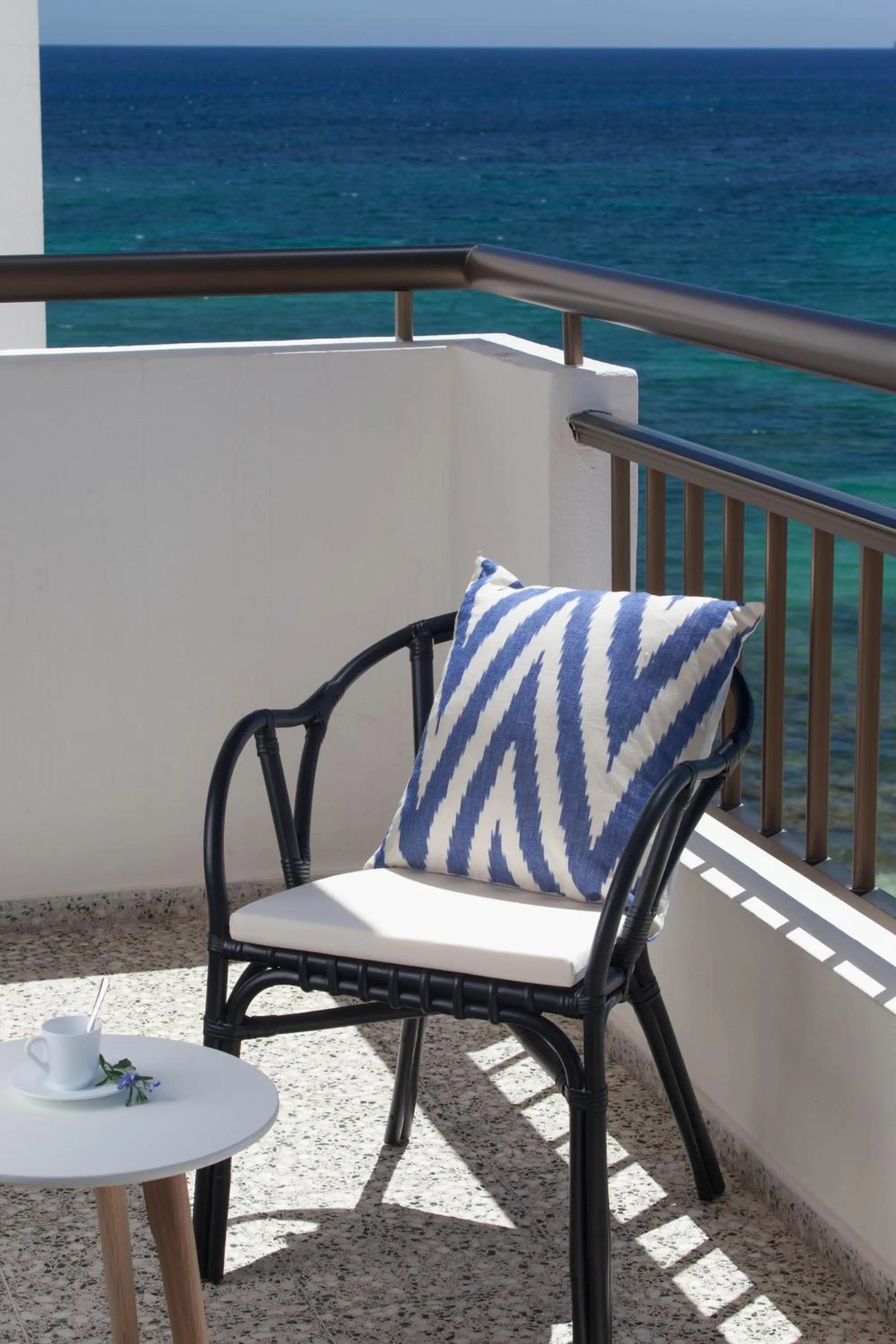 Sea view in Apartamentos Bahia