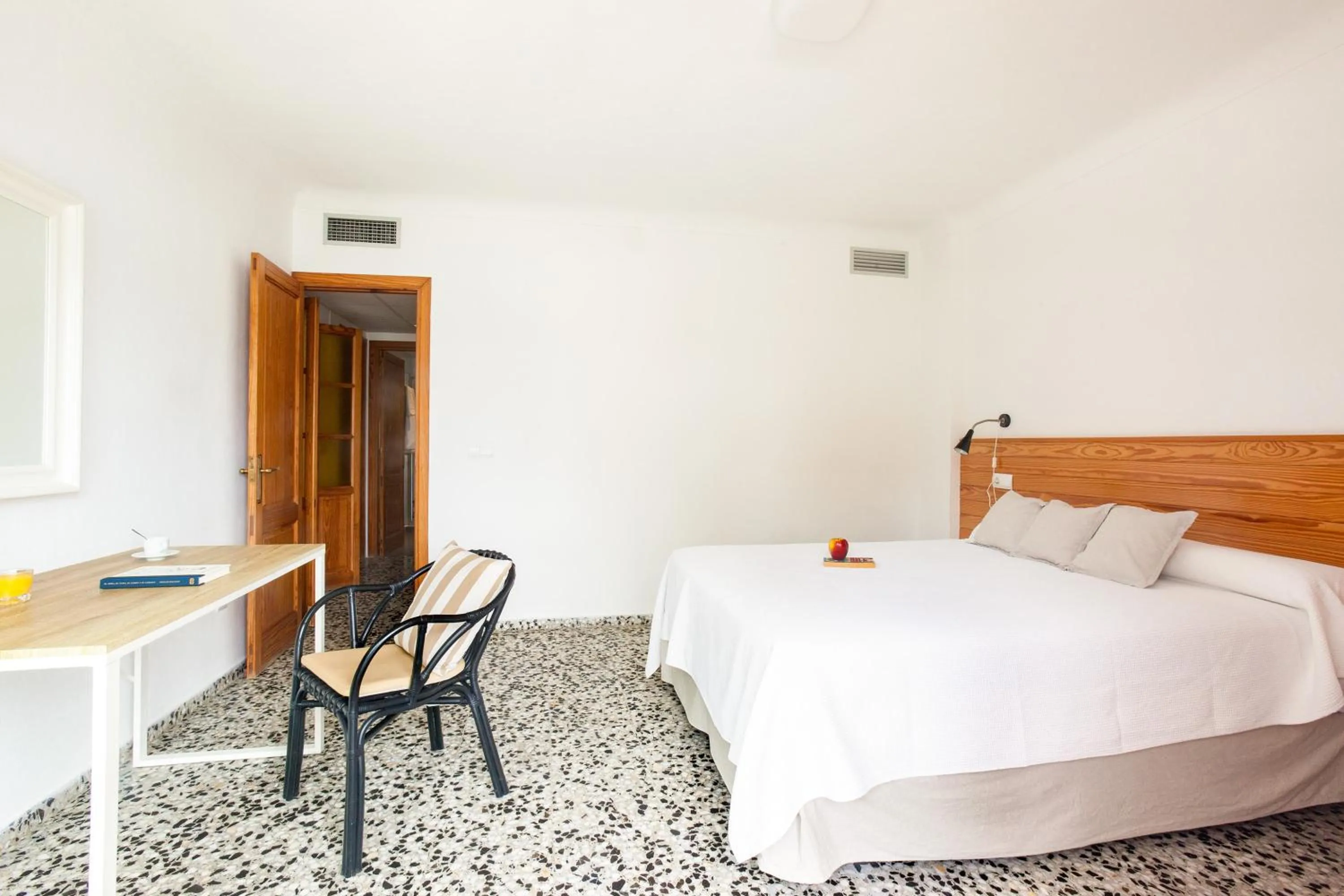 Bedroom, Bed in Apartamentos Bahia