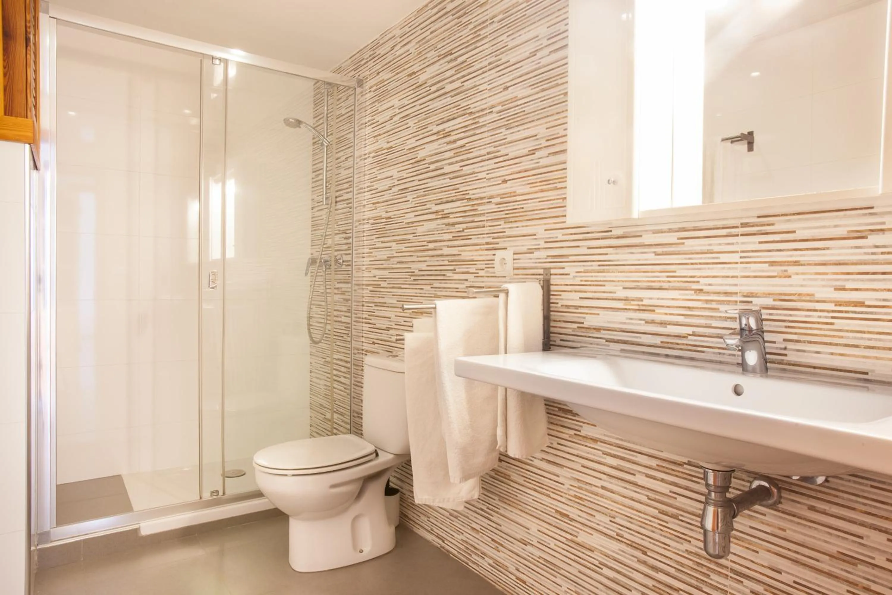 Bathroom in Apartamentos Bahia