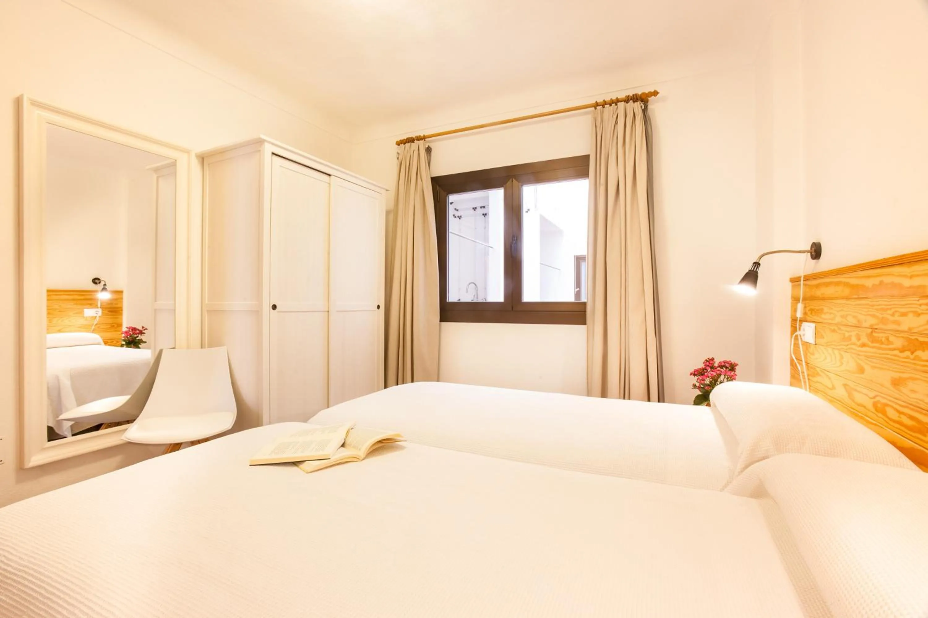 Bedroom, Bed in Apartamentos Bahia