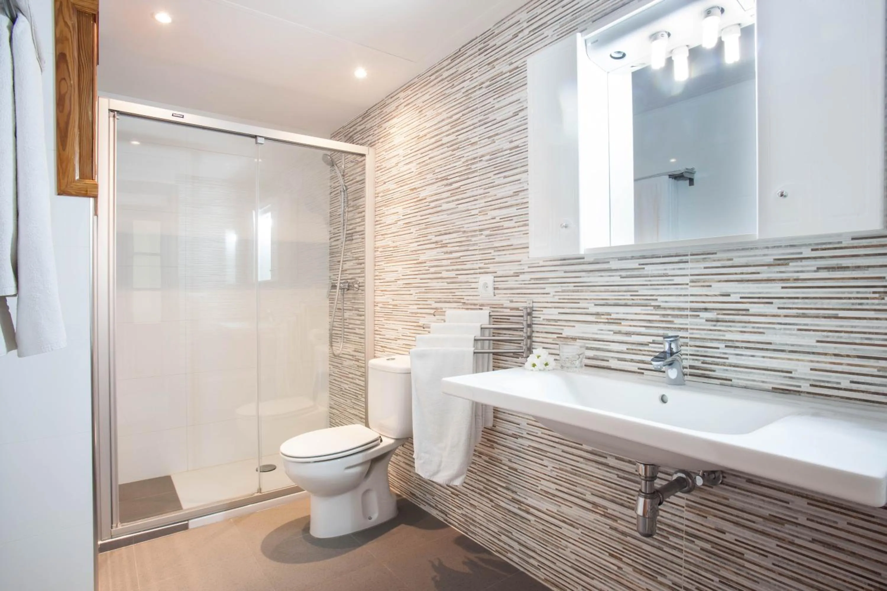 Bathroom in Apartamentos Bahia