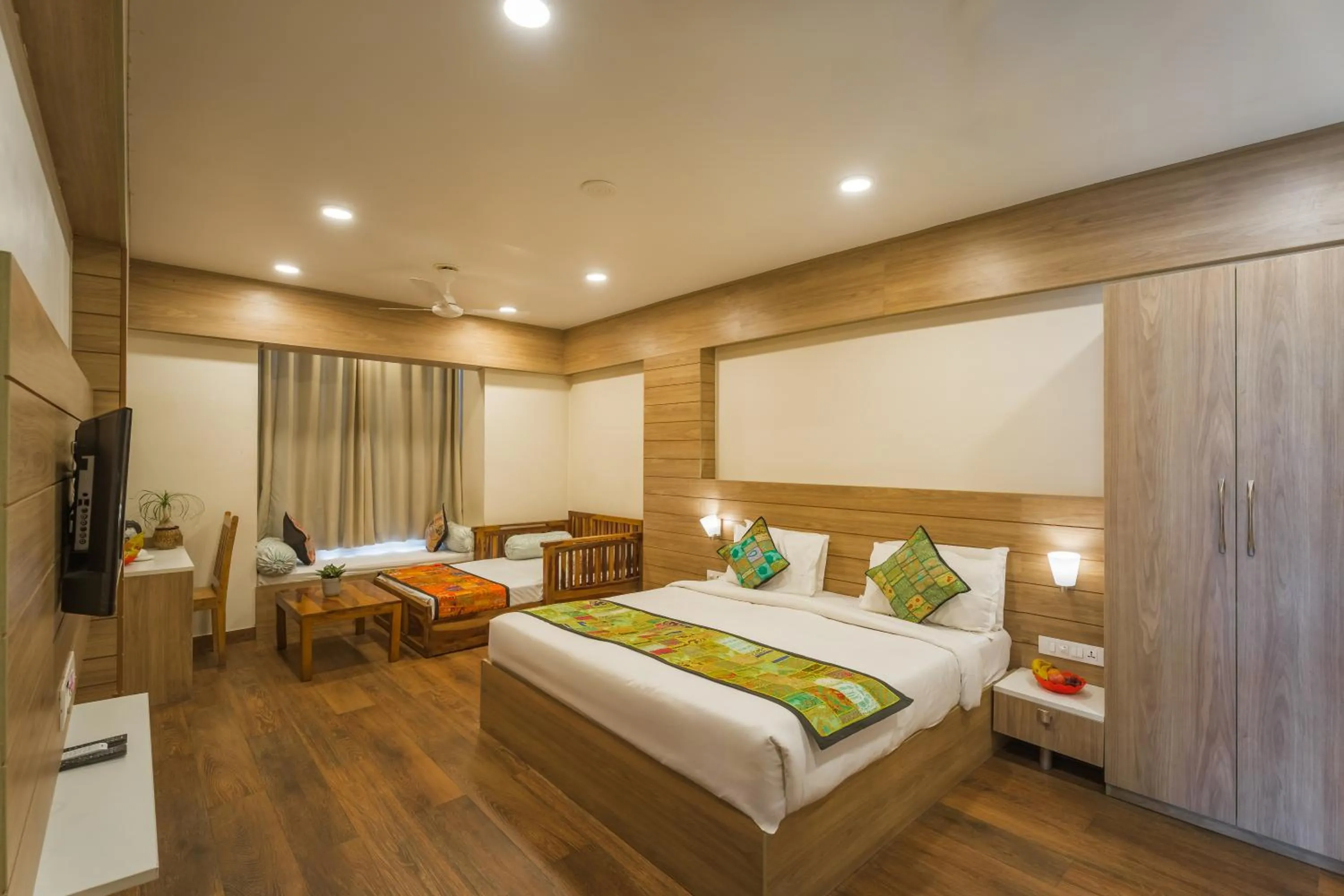 TV and multimedia in Tripli Hotels WonderCliff