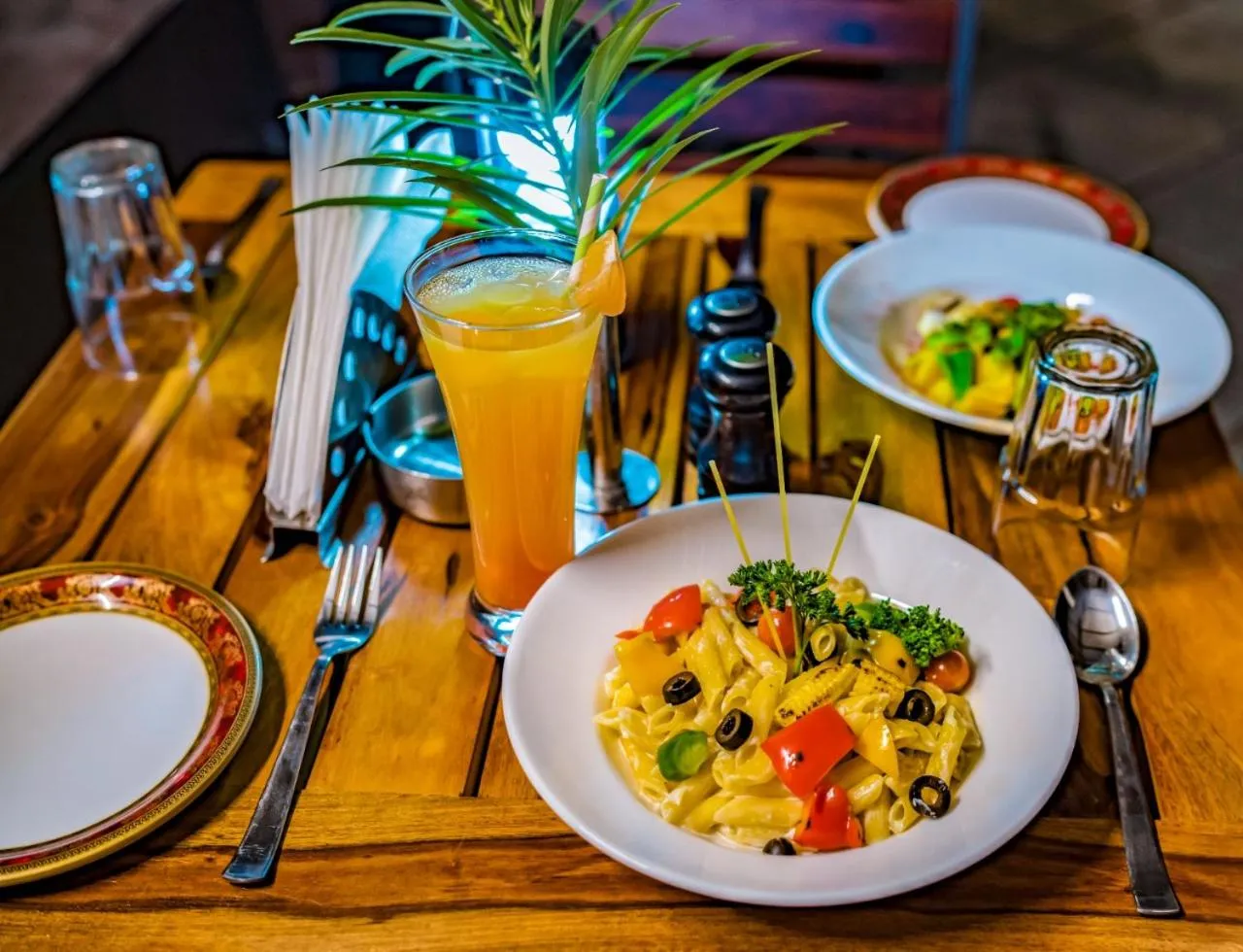 Food in Tripli Hotels WonderCliff