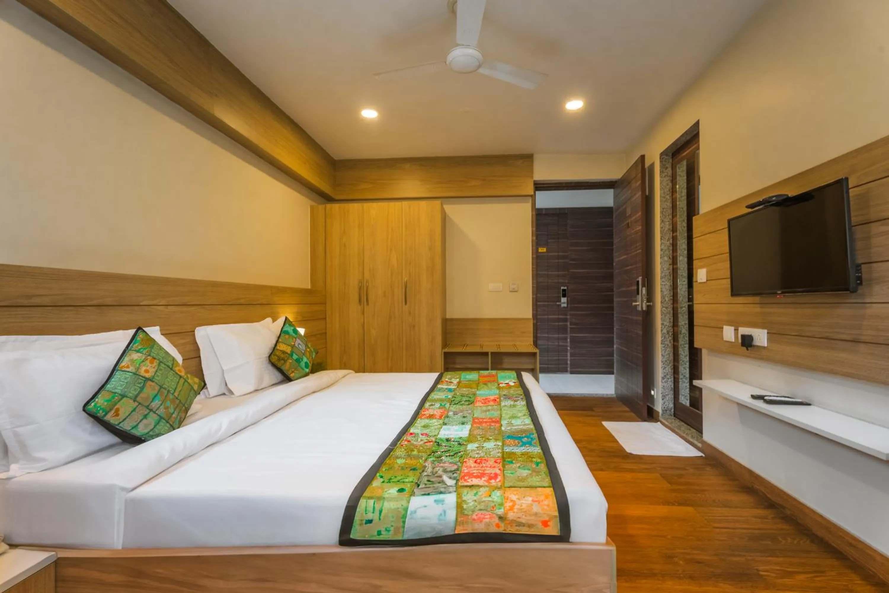 Photo of the whole room in Tripli Hotels WonderCliff