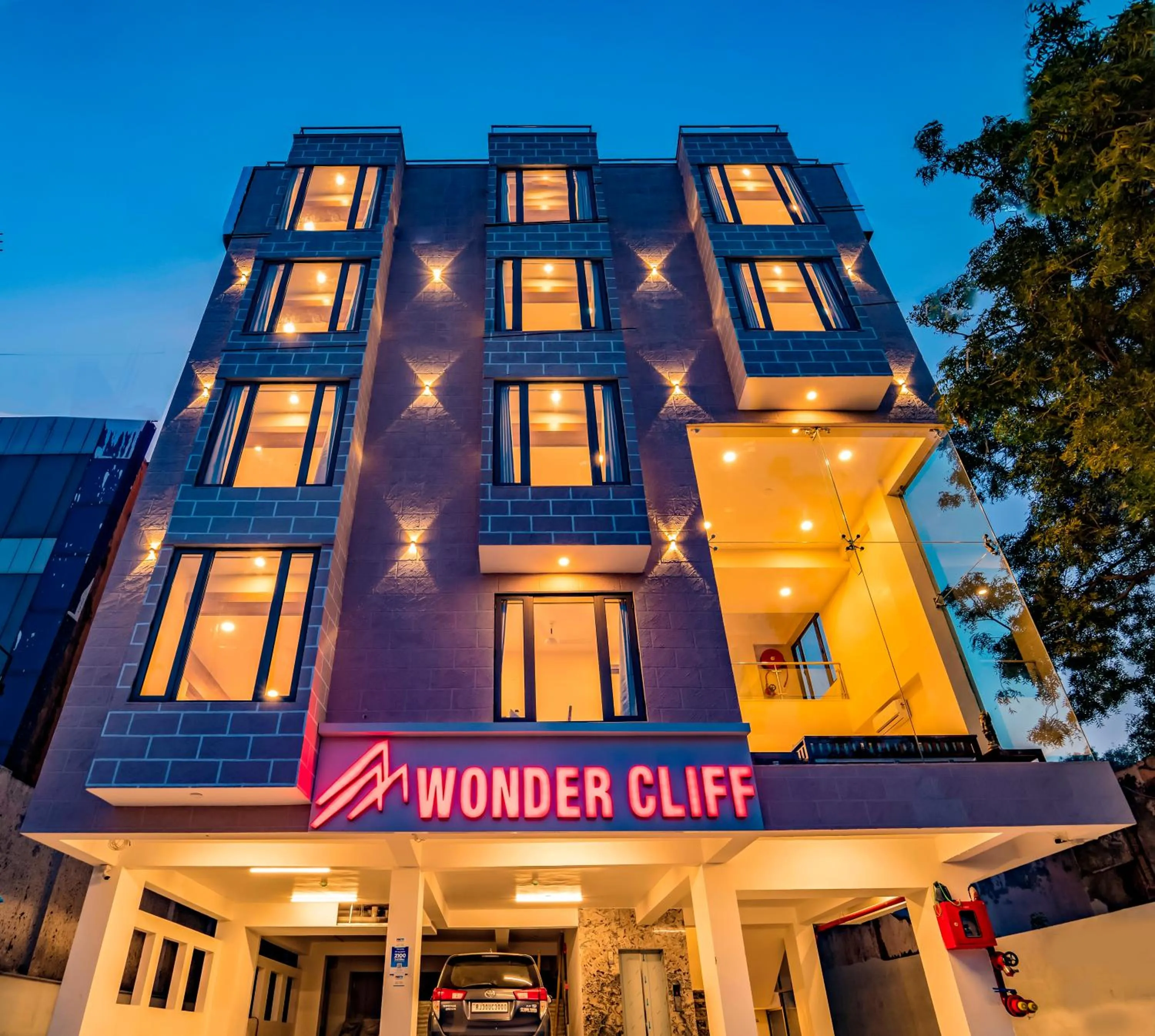 Property building in Tripli Hotels WonderCliff
