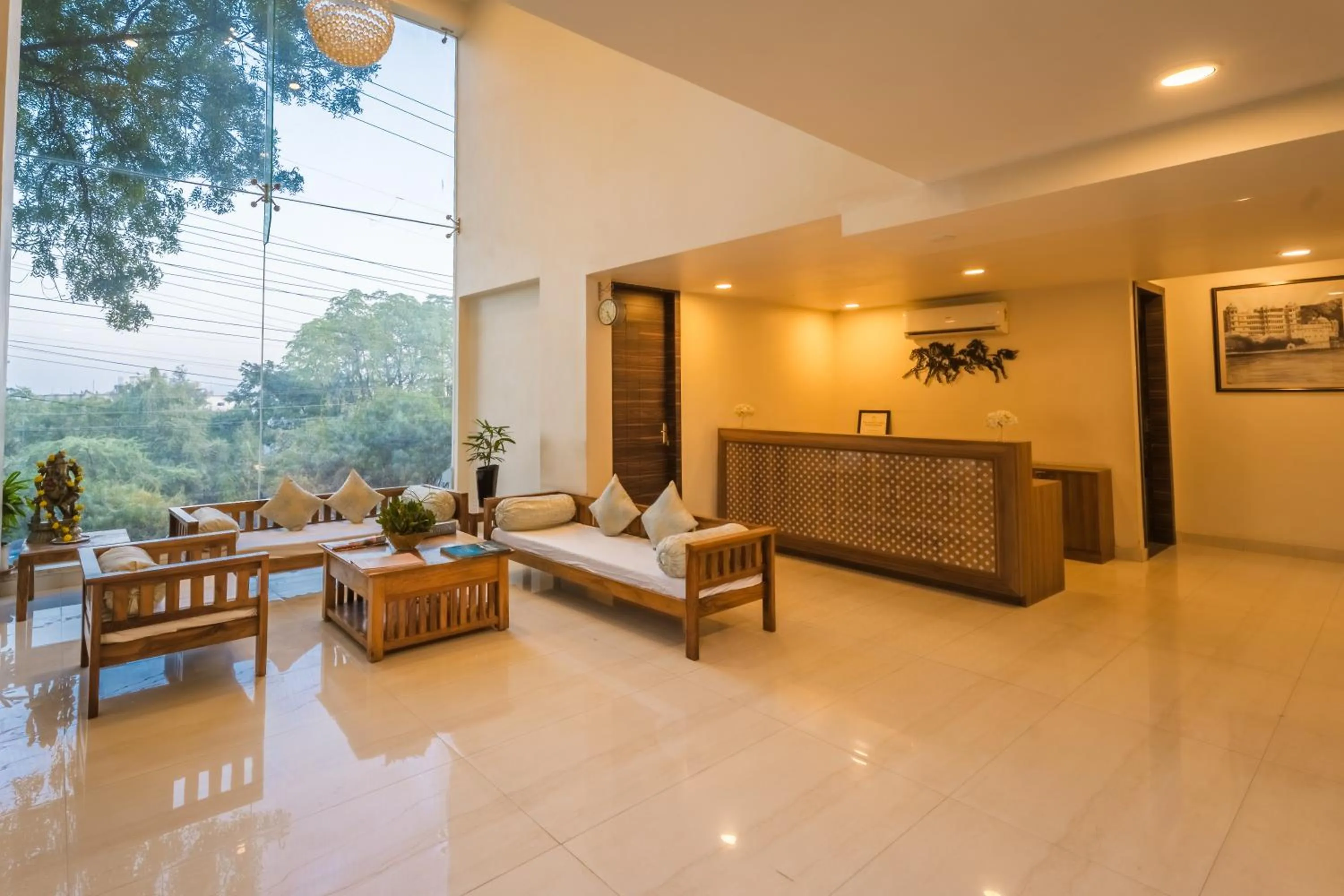 Lobby or reception in Tripli Hotels WonderCliff