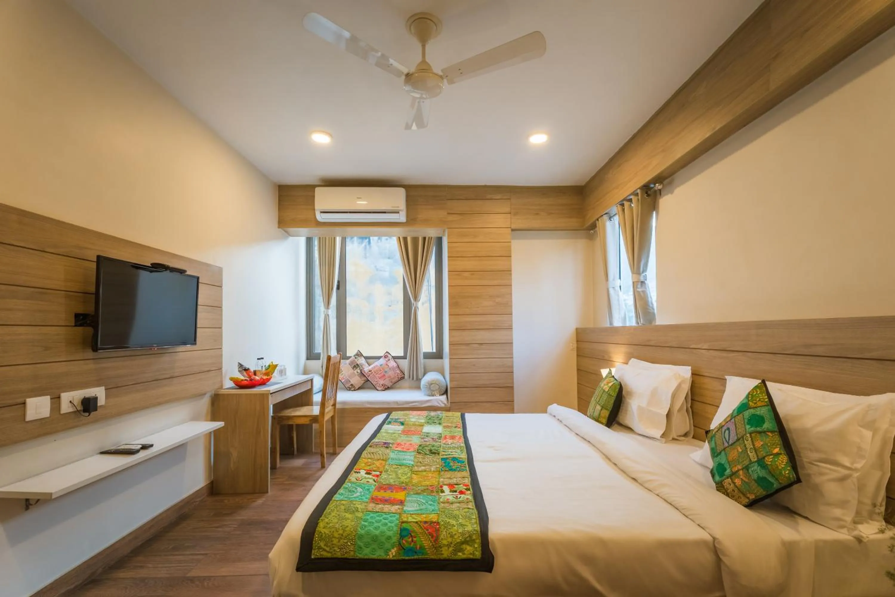 Photo of the whole room in Tripli Hotels WonderCliff
