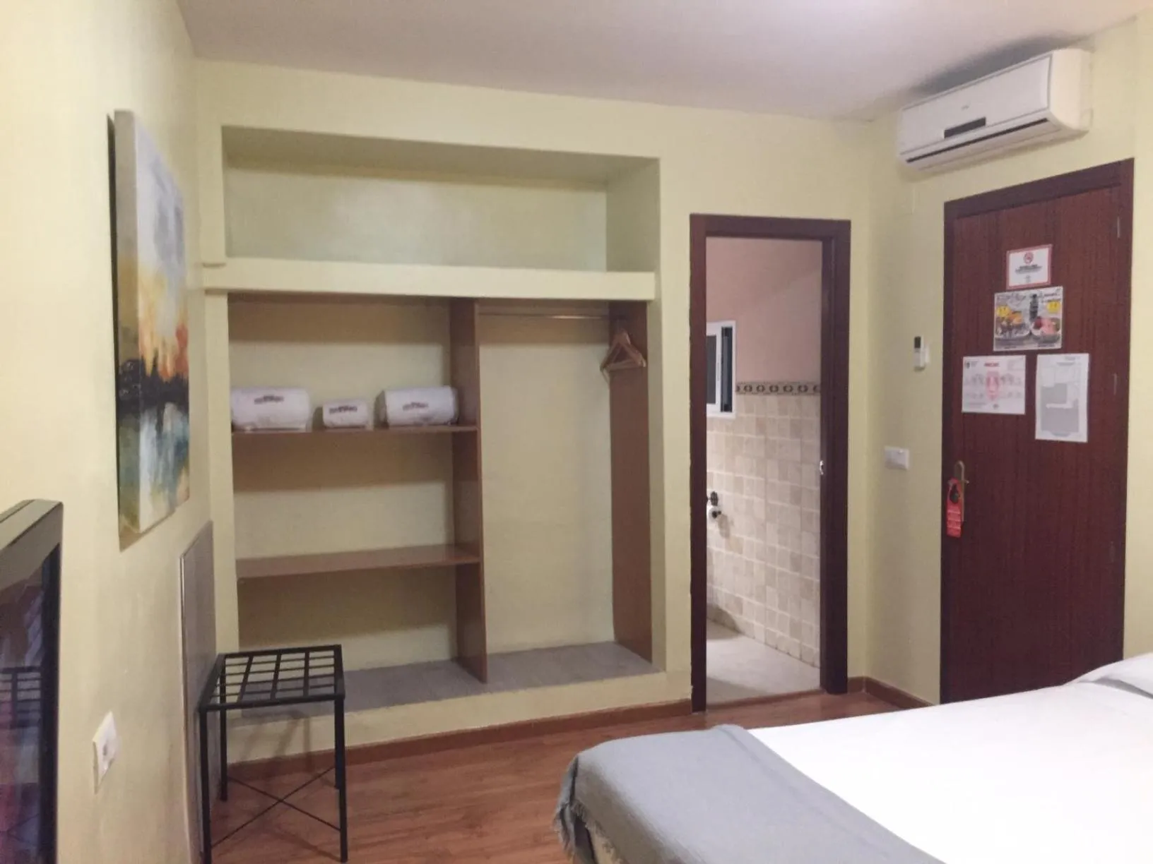 Bedroom, Bed in Hospedería Luis de Góngora