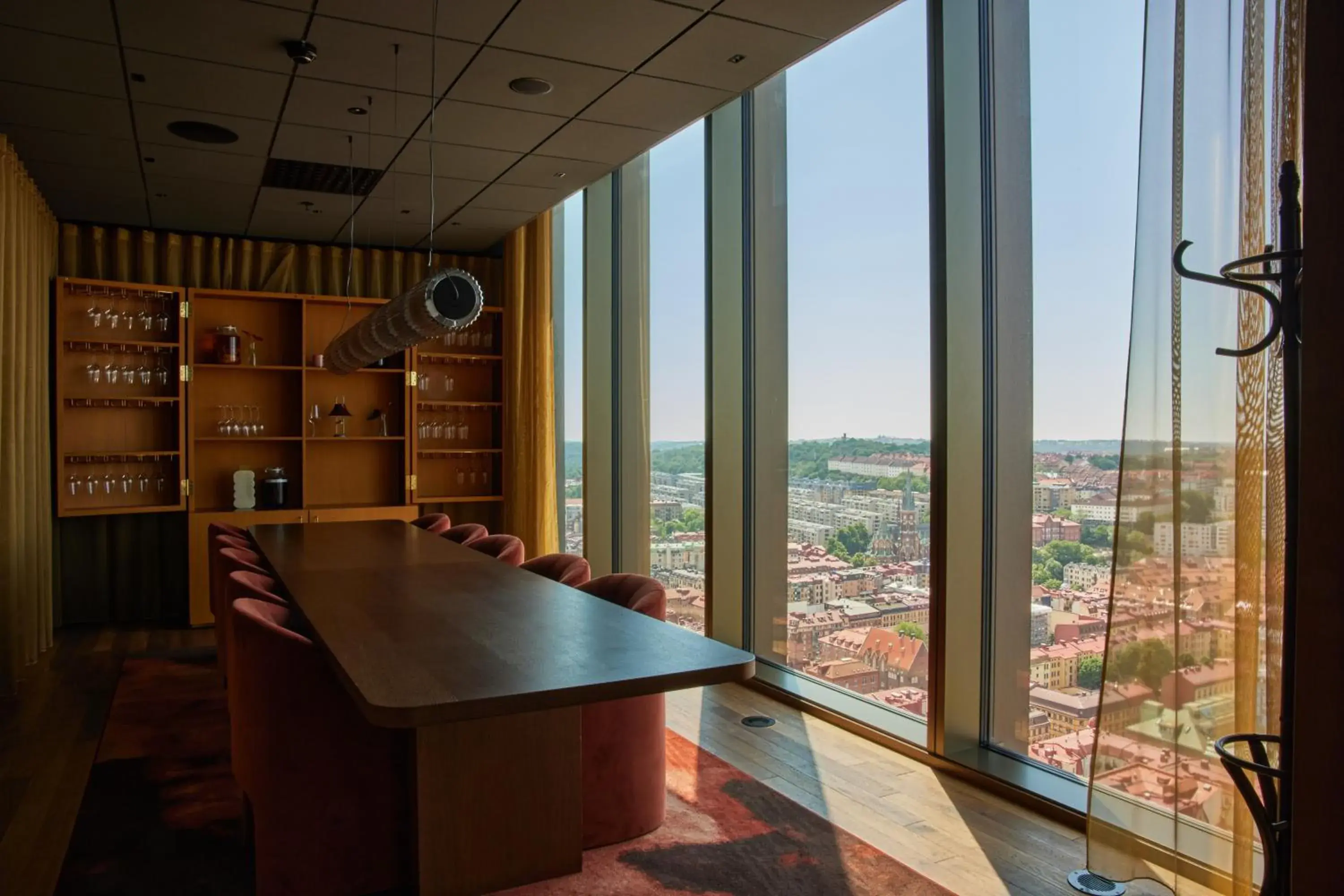 Restaurant/places to eat in Clarion Hotel Draken Restaurant/places to eat in Clarion Hotel Draken