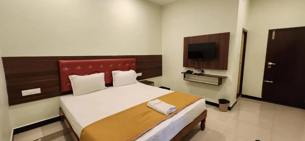 Bed in Ponni Residency Thanjavur