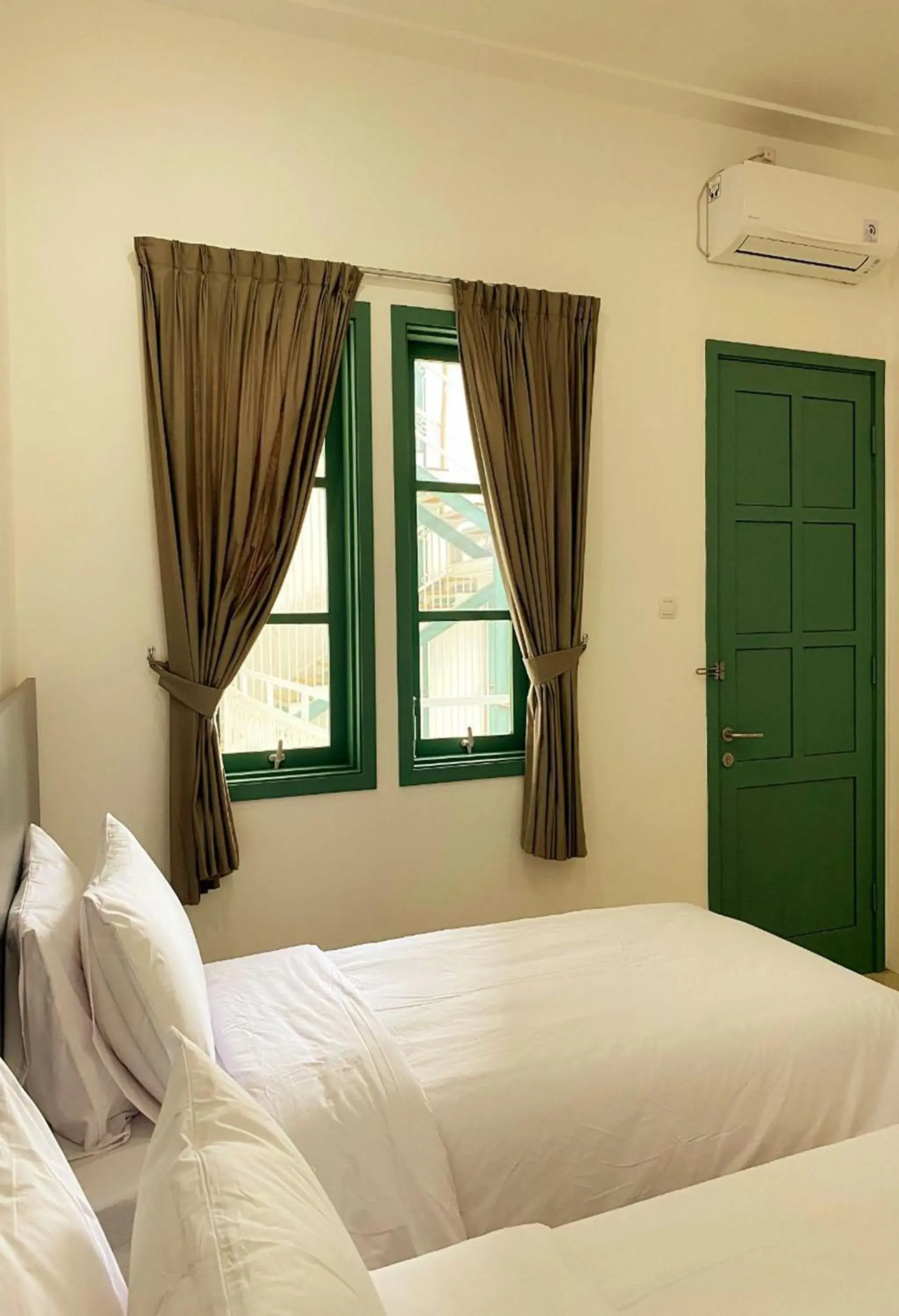Superior Double or Twin Room with Terrace in Binumar Guest House Superior Double or Twin Room with Terrace in Binumar Guest House