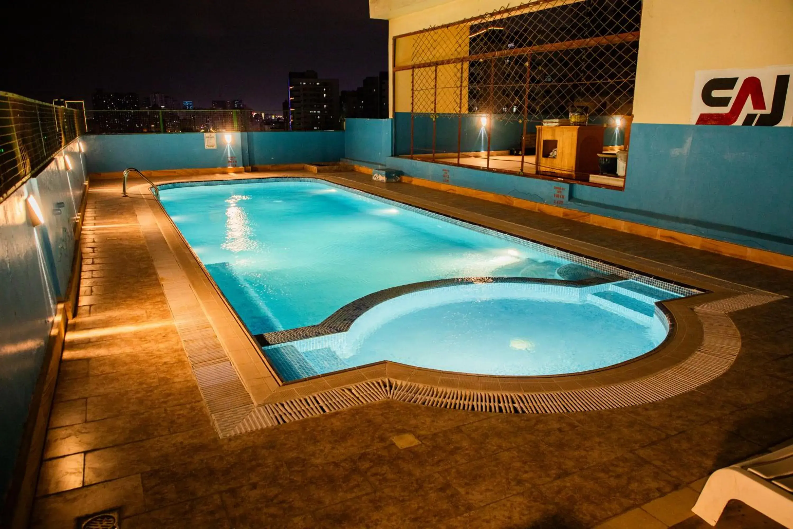 Swimming pool in The Saj Hotel Swimming pool in The Saj Hotel