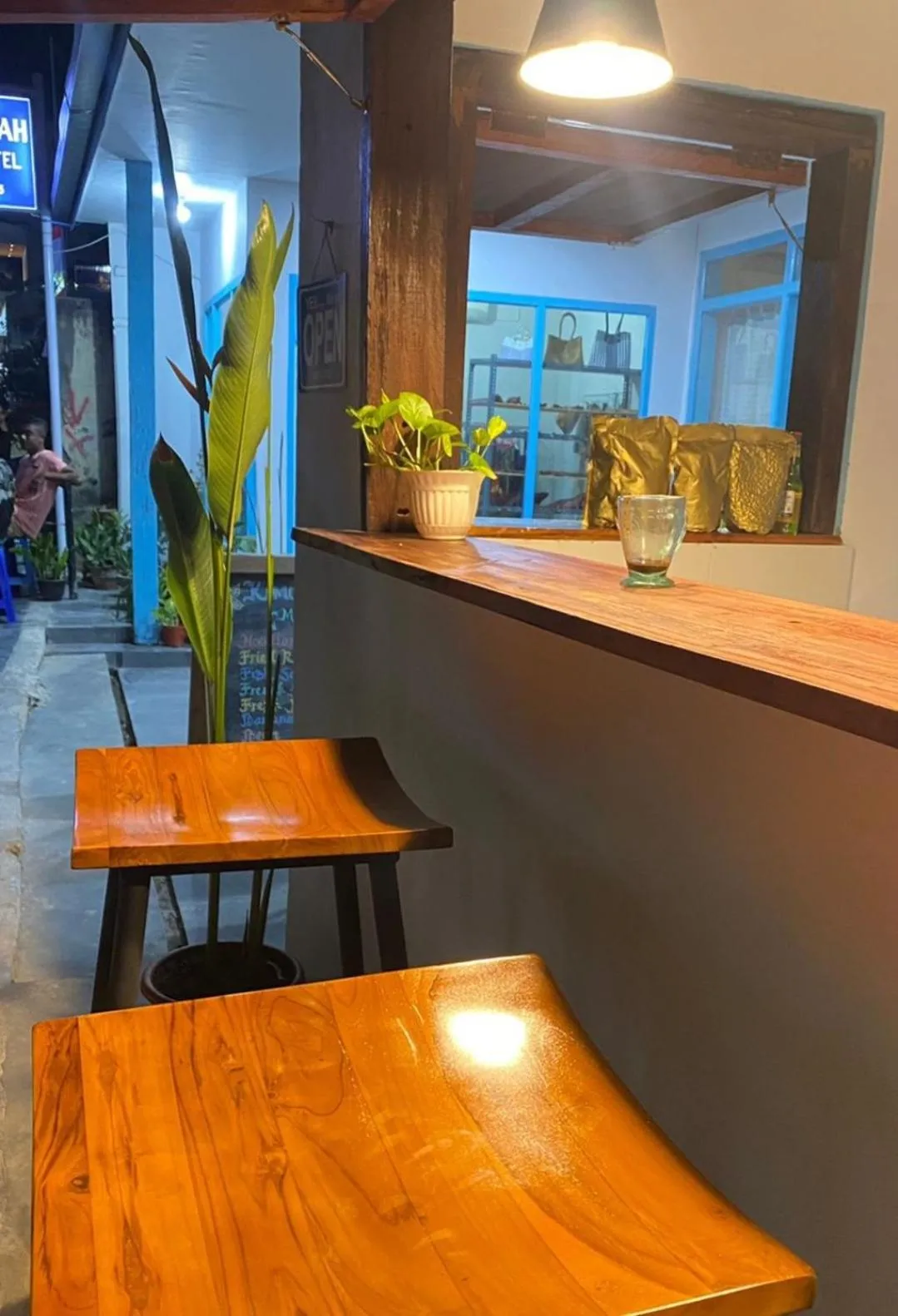 Seating area in Komodo Indah Hotel