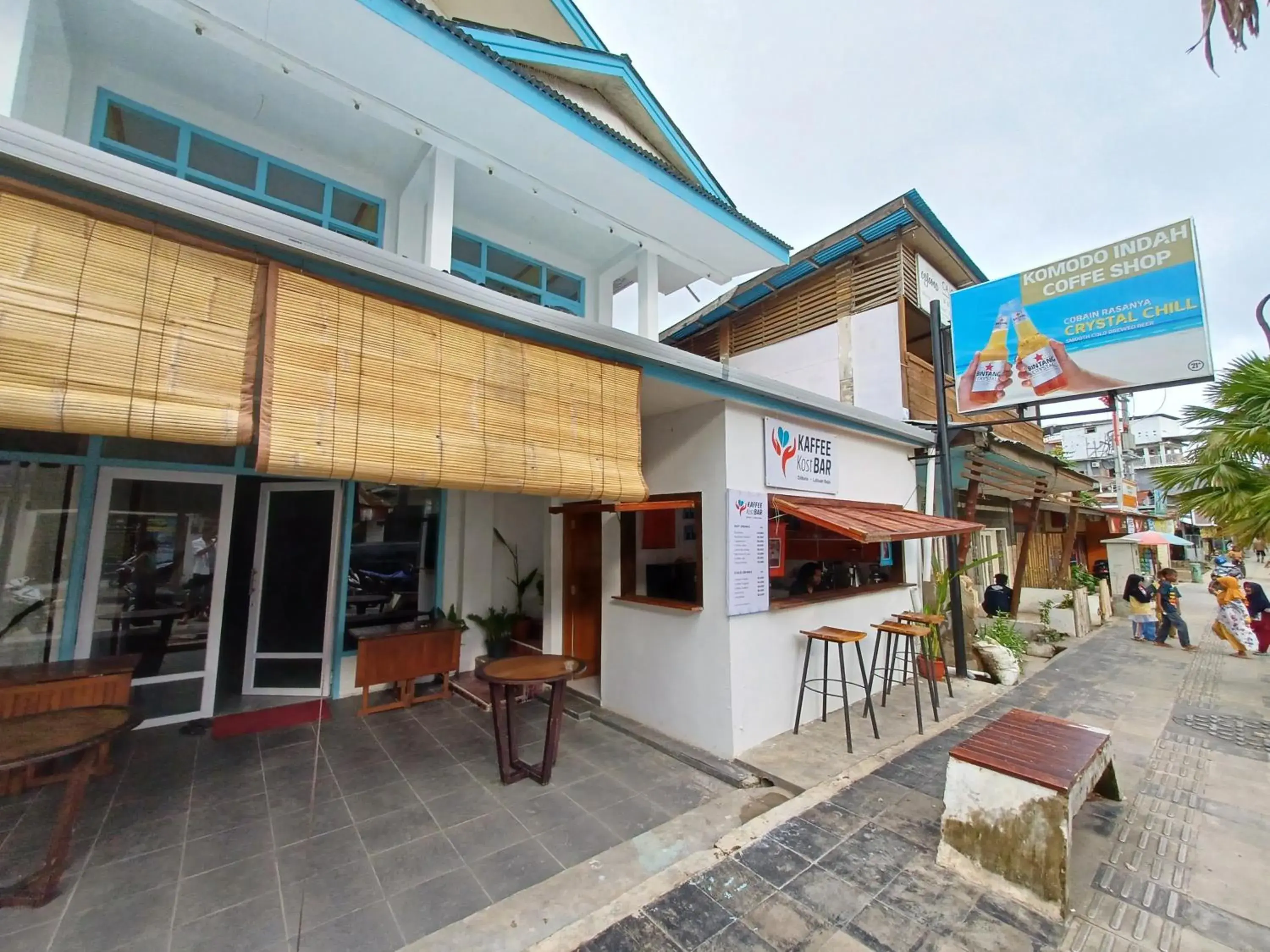 Property building in Komodo Indah Hotel Property building in Komodo Indah Hotel