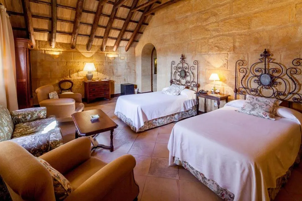 Bedroom, Bed in Palacio Marques de la Gomera