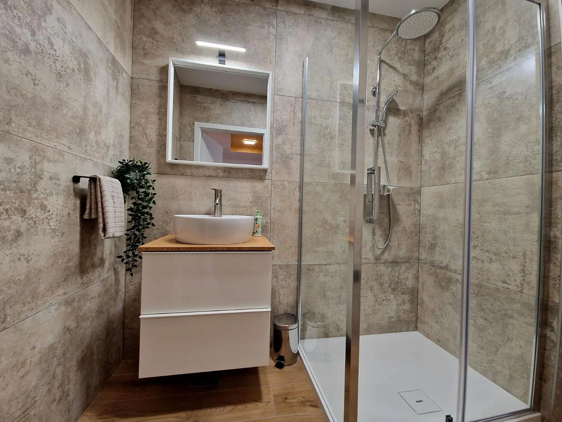 Bathroom in Apartment Center Rogaška - Pubyland