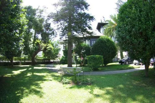 Facade/entrance in Hotel y Apartamentos Arias