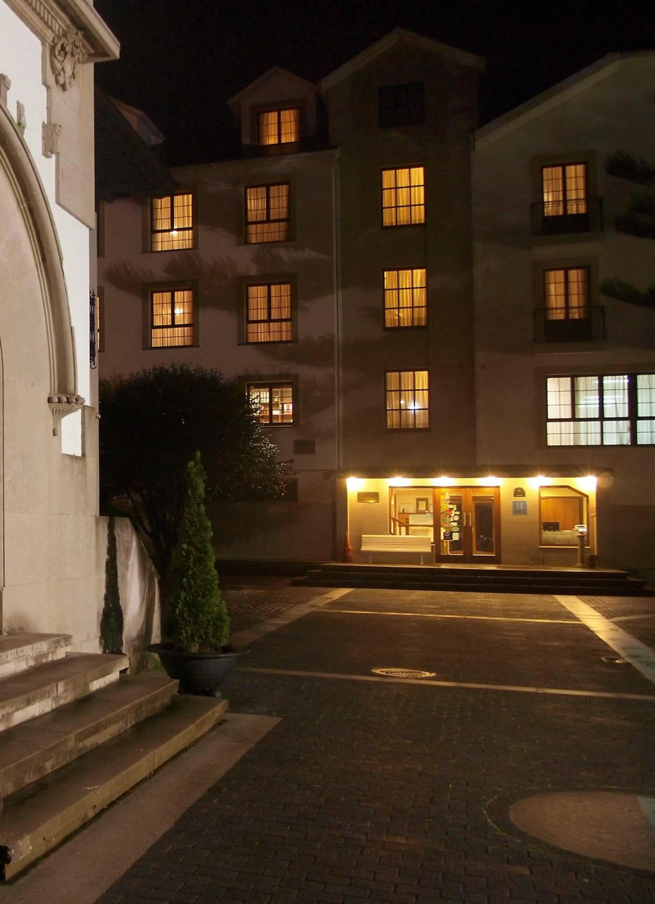 Facade/entrance in Hotel y Apartamentos Arias