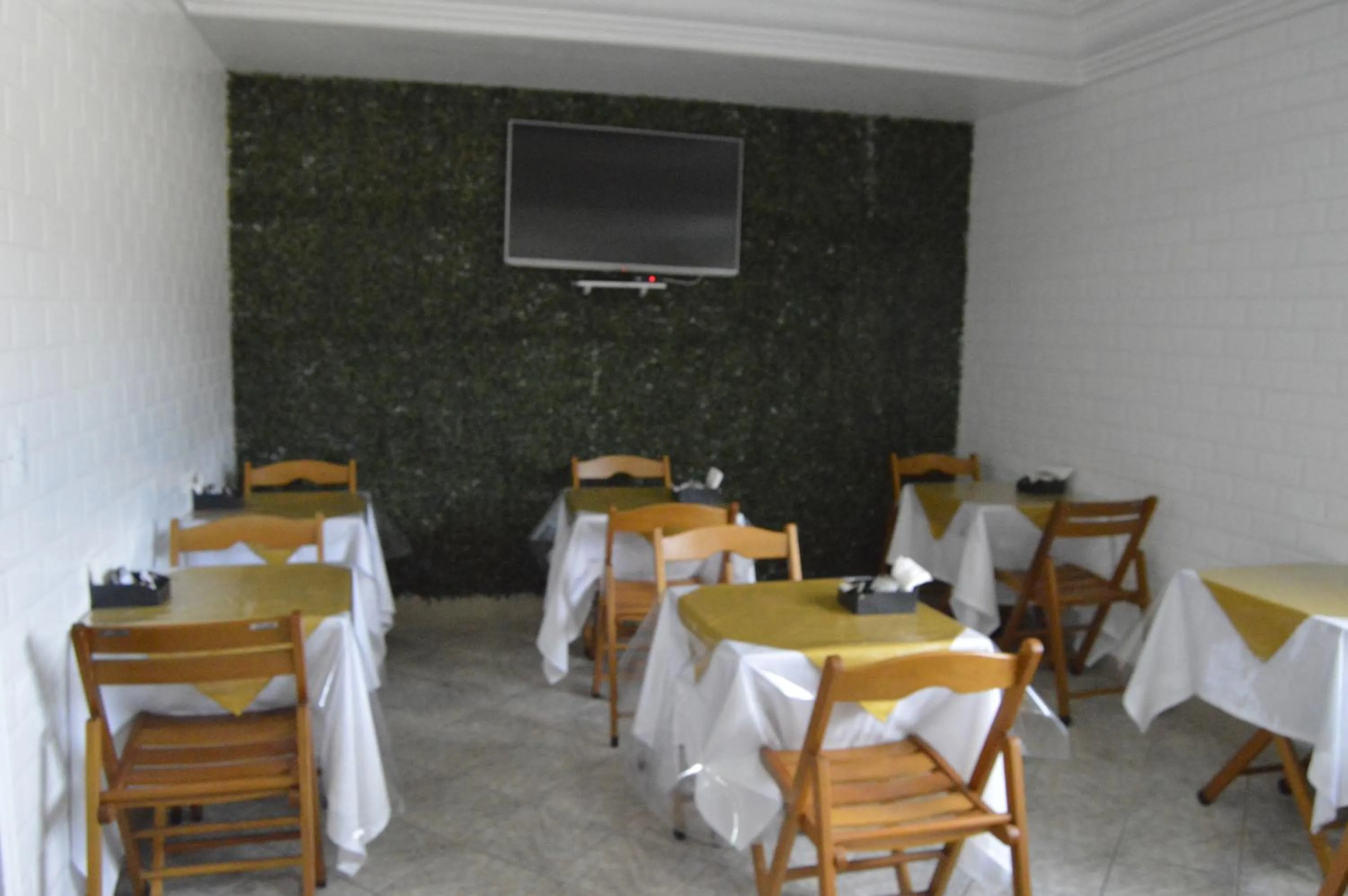 Restaurant/places to eat in Hotel Cuca Fresca