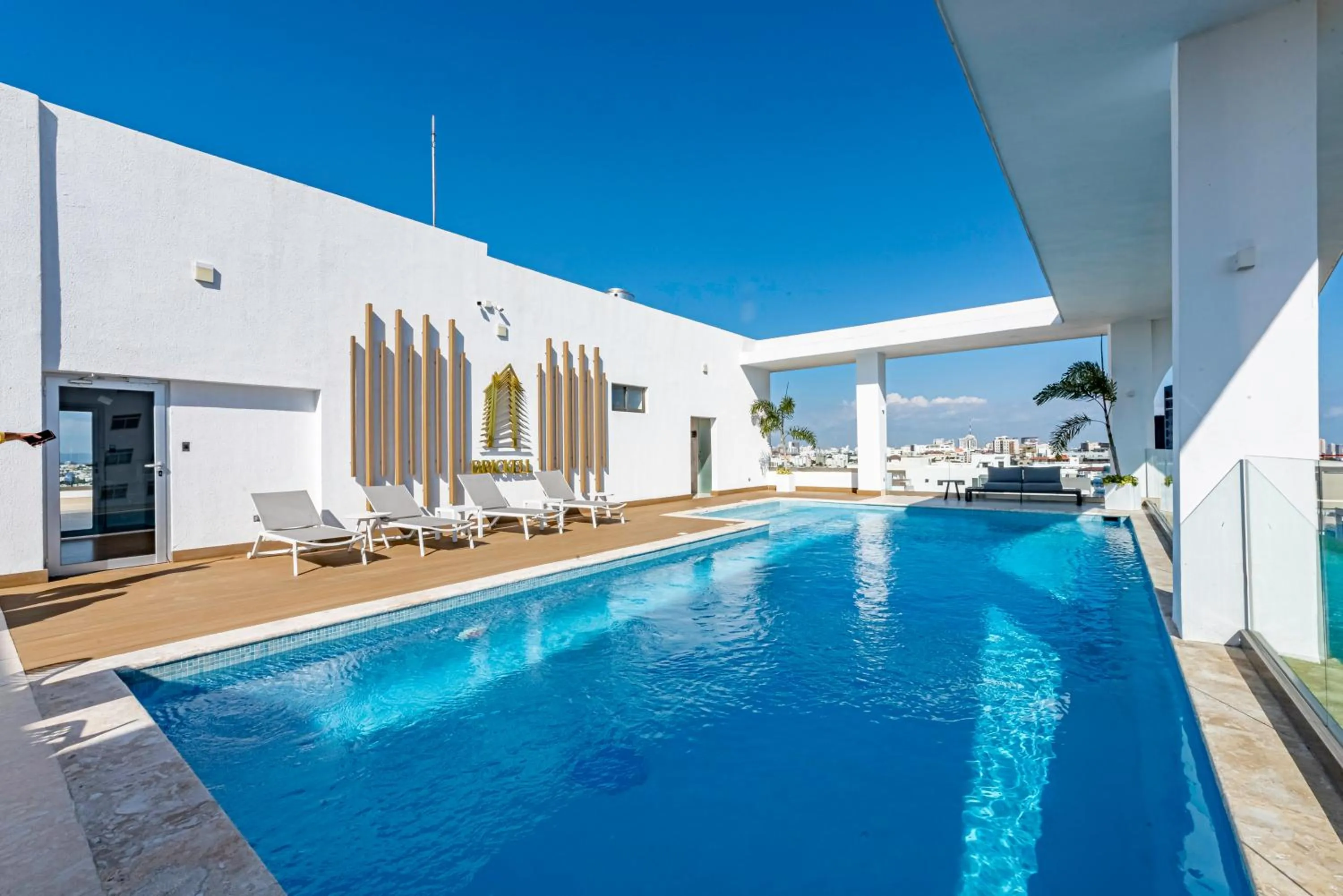 Swimming pool in Brickell Apart Hotel