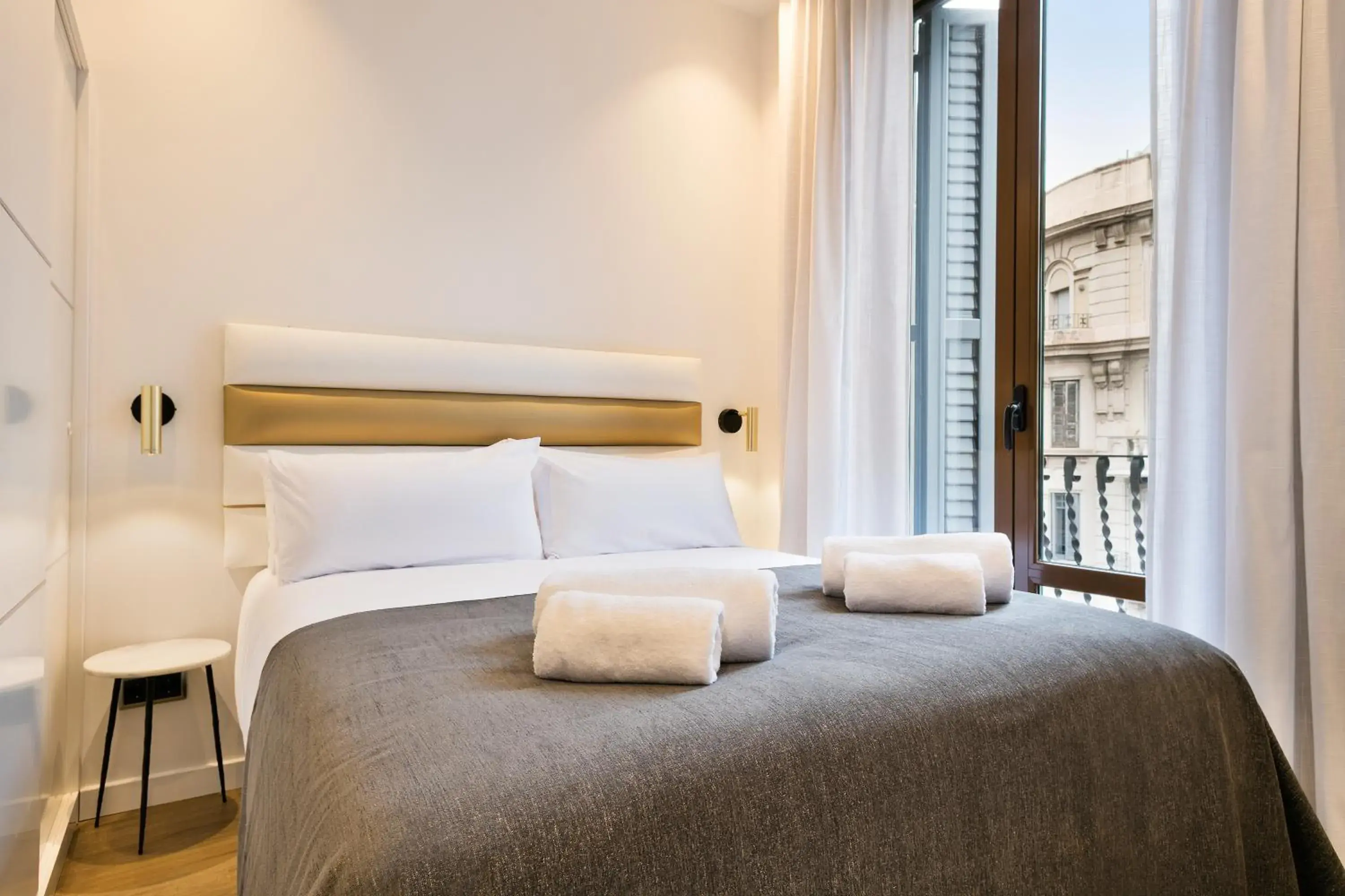 Bedroom, Bed in Vale Suites Bedroom, Bed in Vale Suites