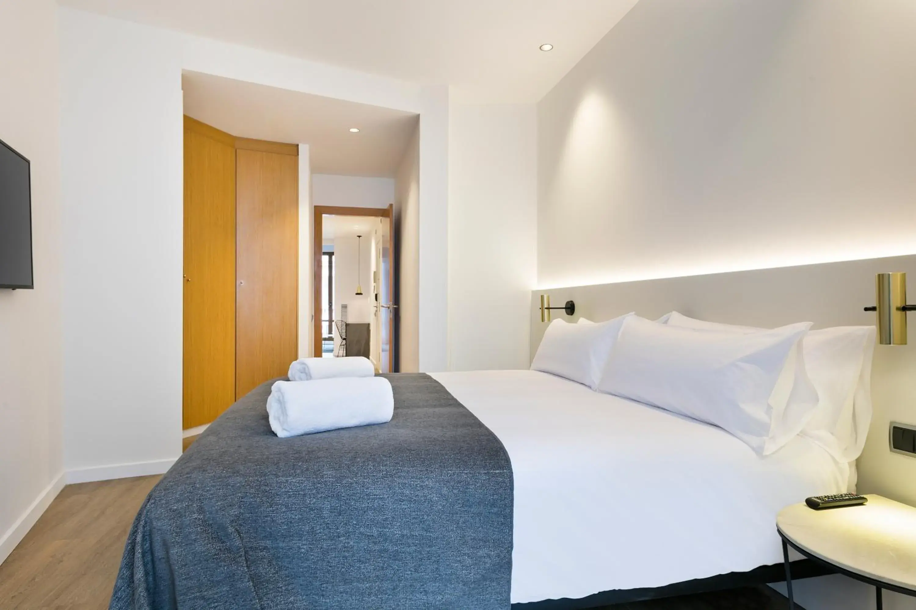 Bed in Vale Suites Bed in Vale Suites