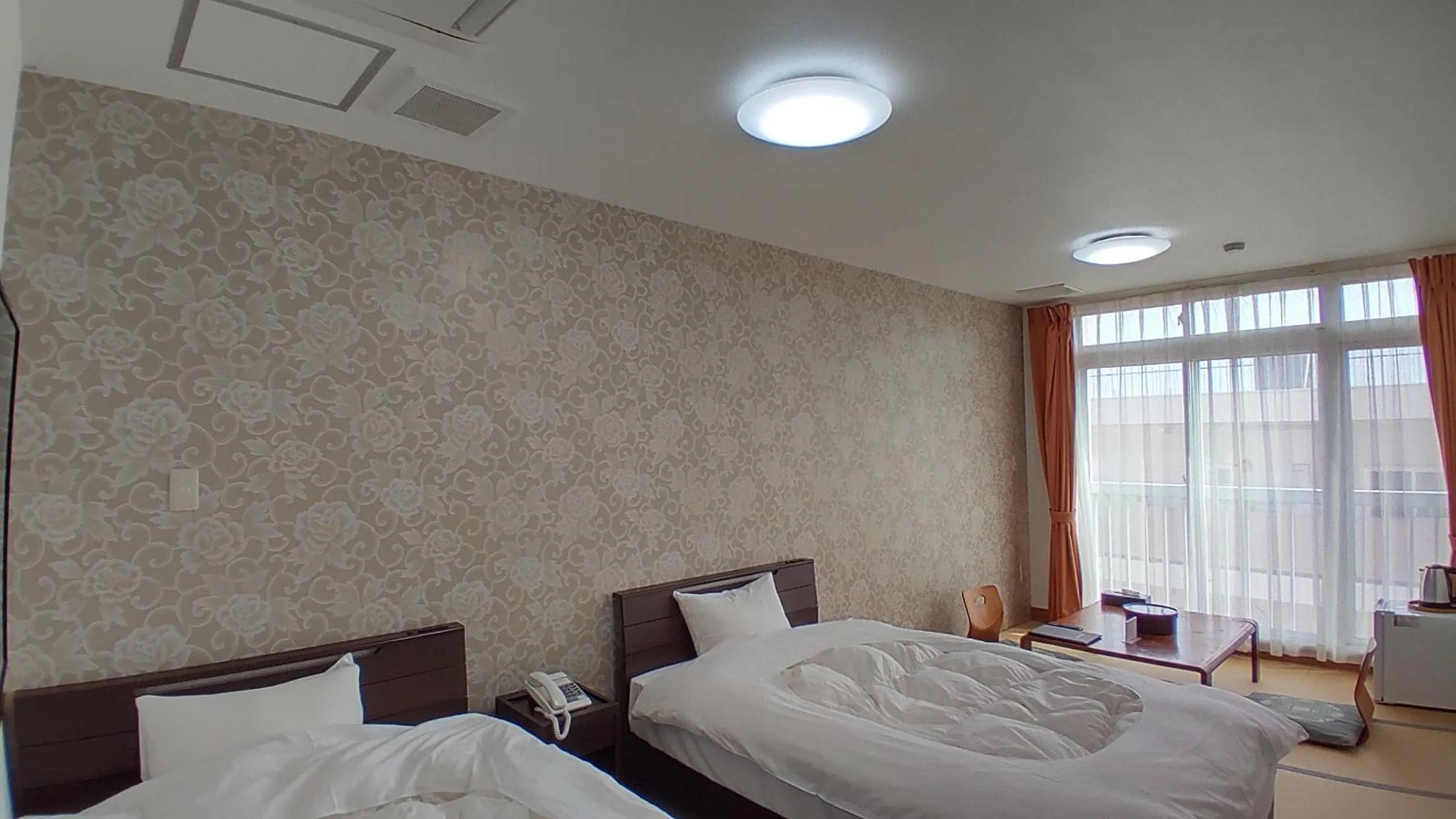 Bed in Esperanza Resort Atami-エスペランサリゾート熱海