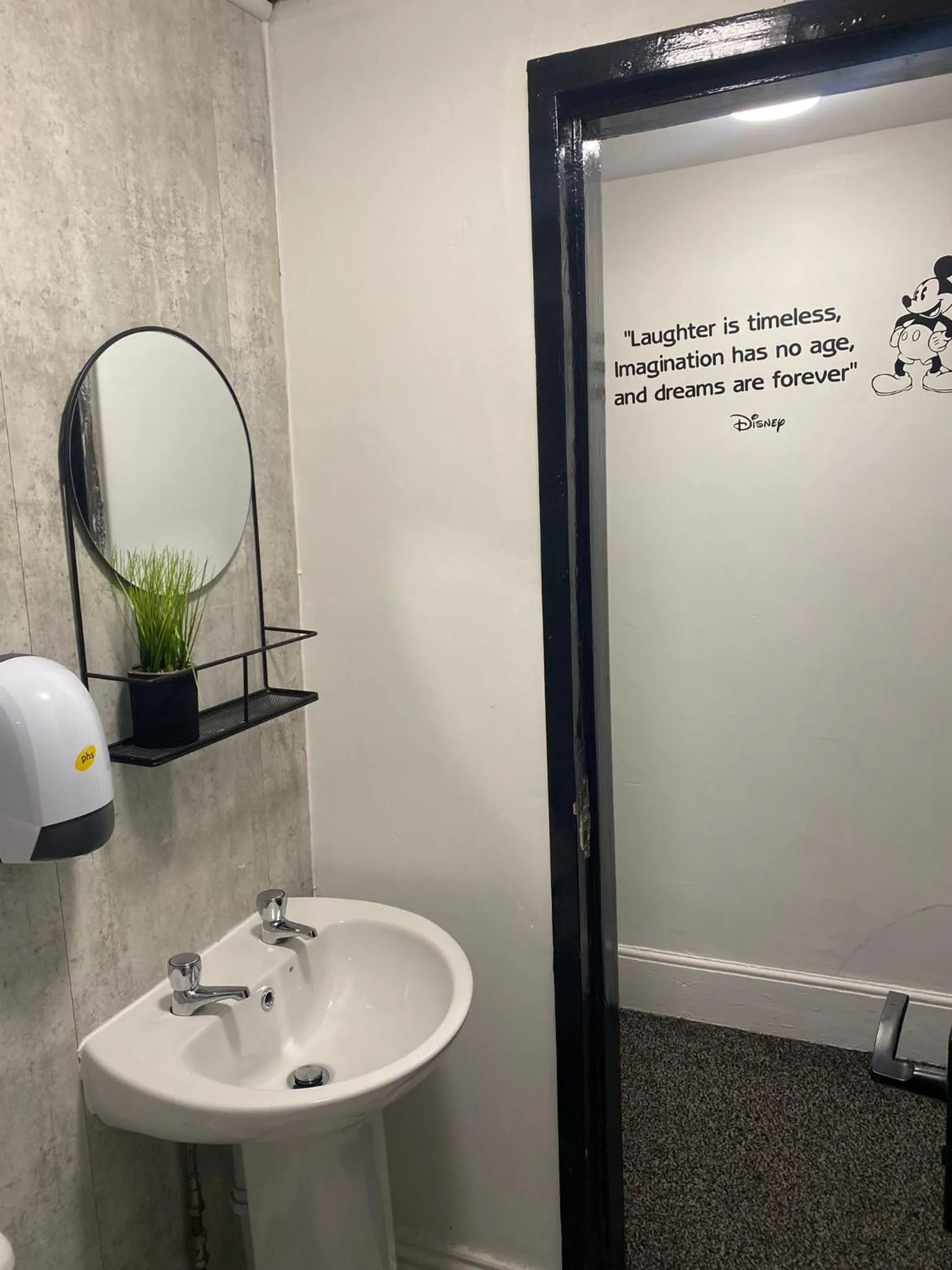 Bathroom in Black Ocean Holiday Apartments