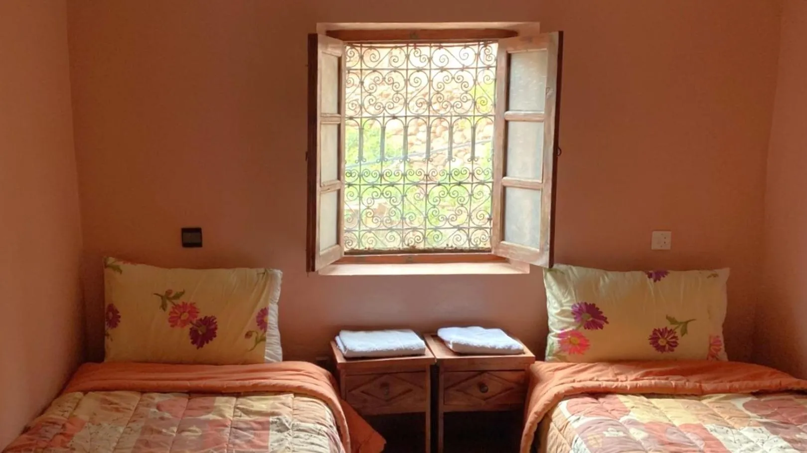 Twin Room with Mountain View - single occupancy in Riad Bouchahoud Hotel in Telouet