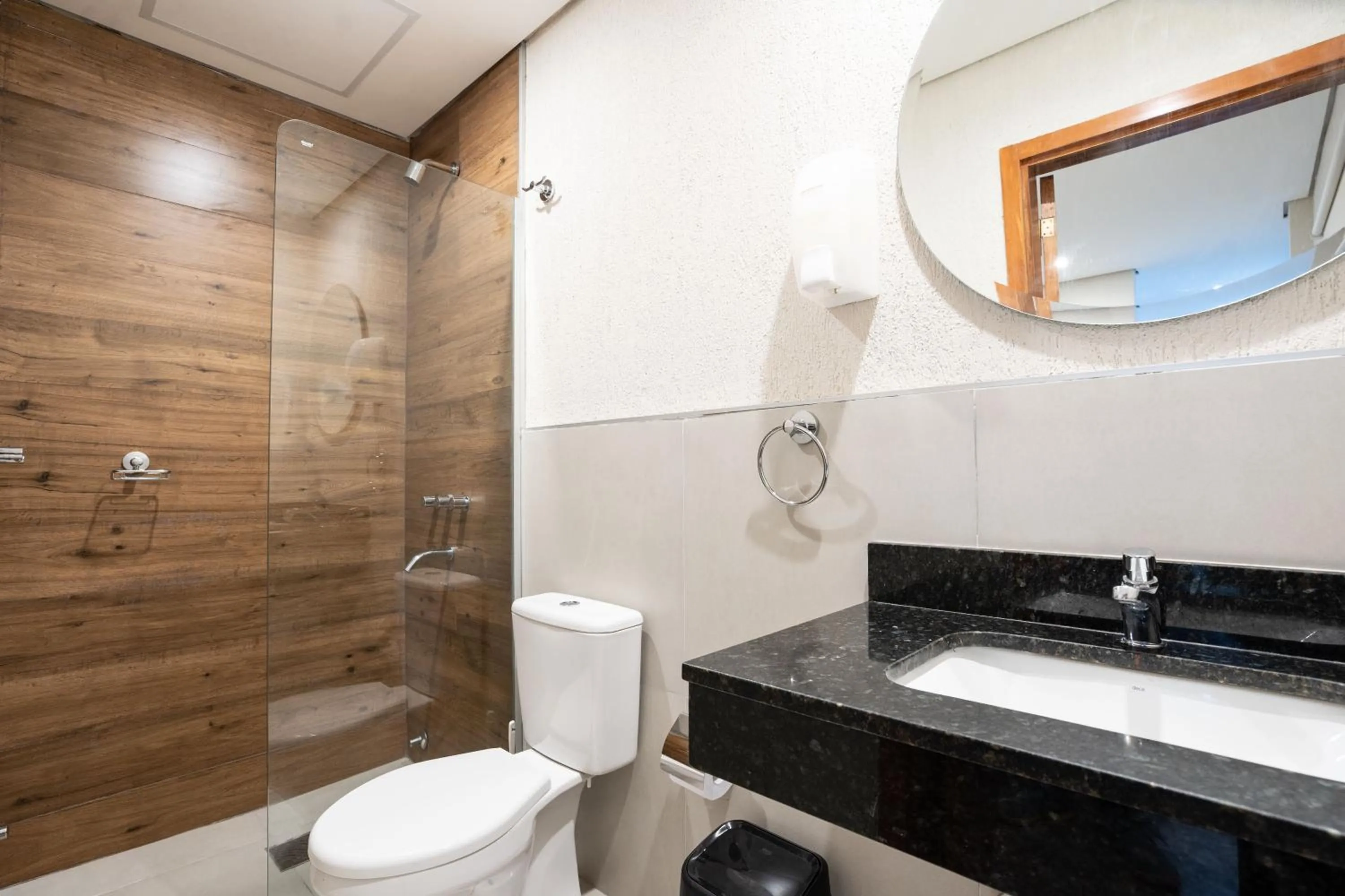 VIVARIUM APART HOTEL