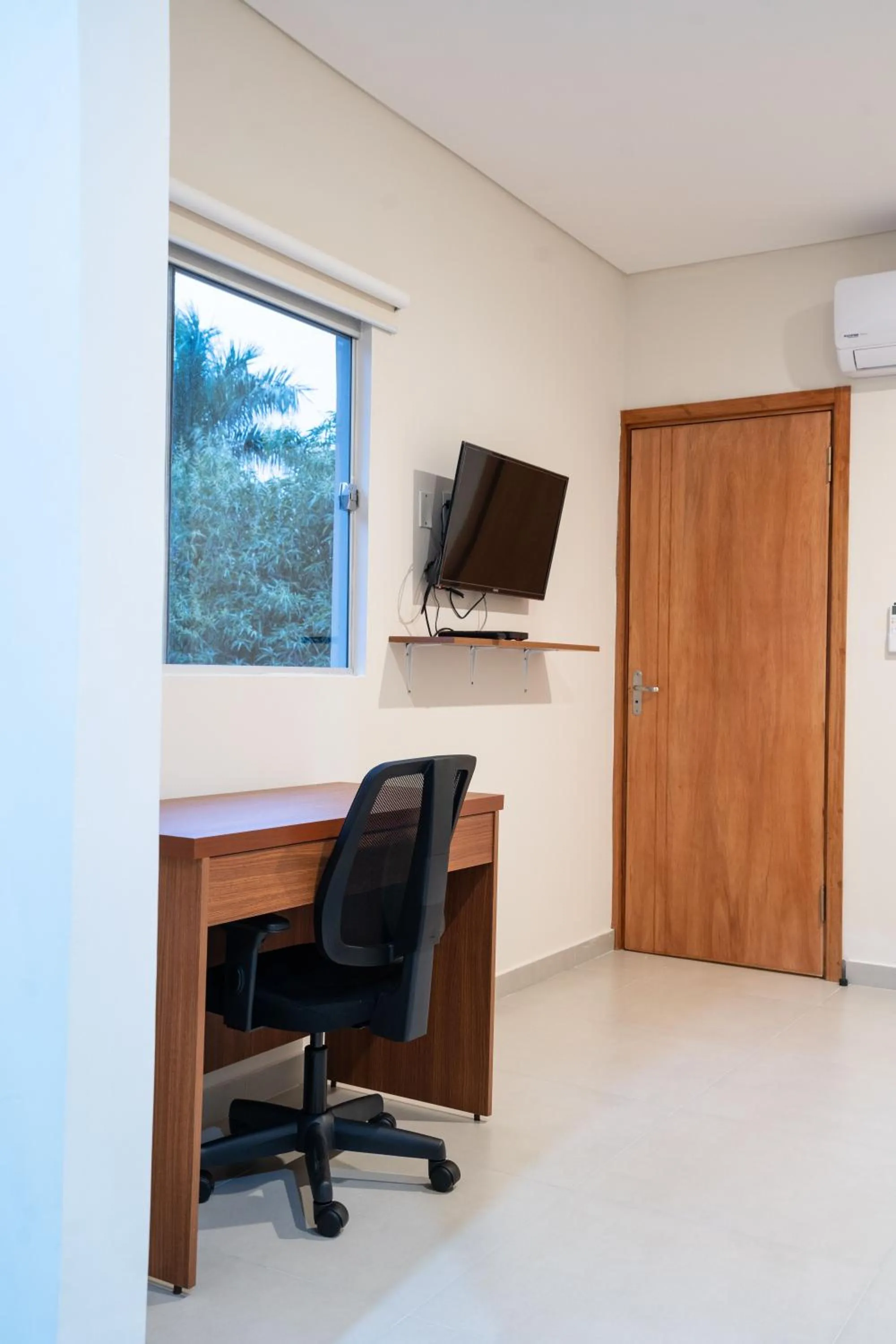 VIVARIUM APART HOTEL