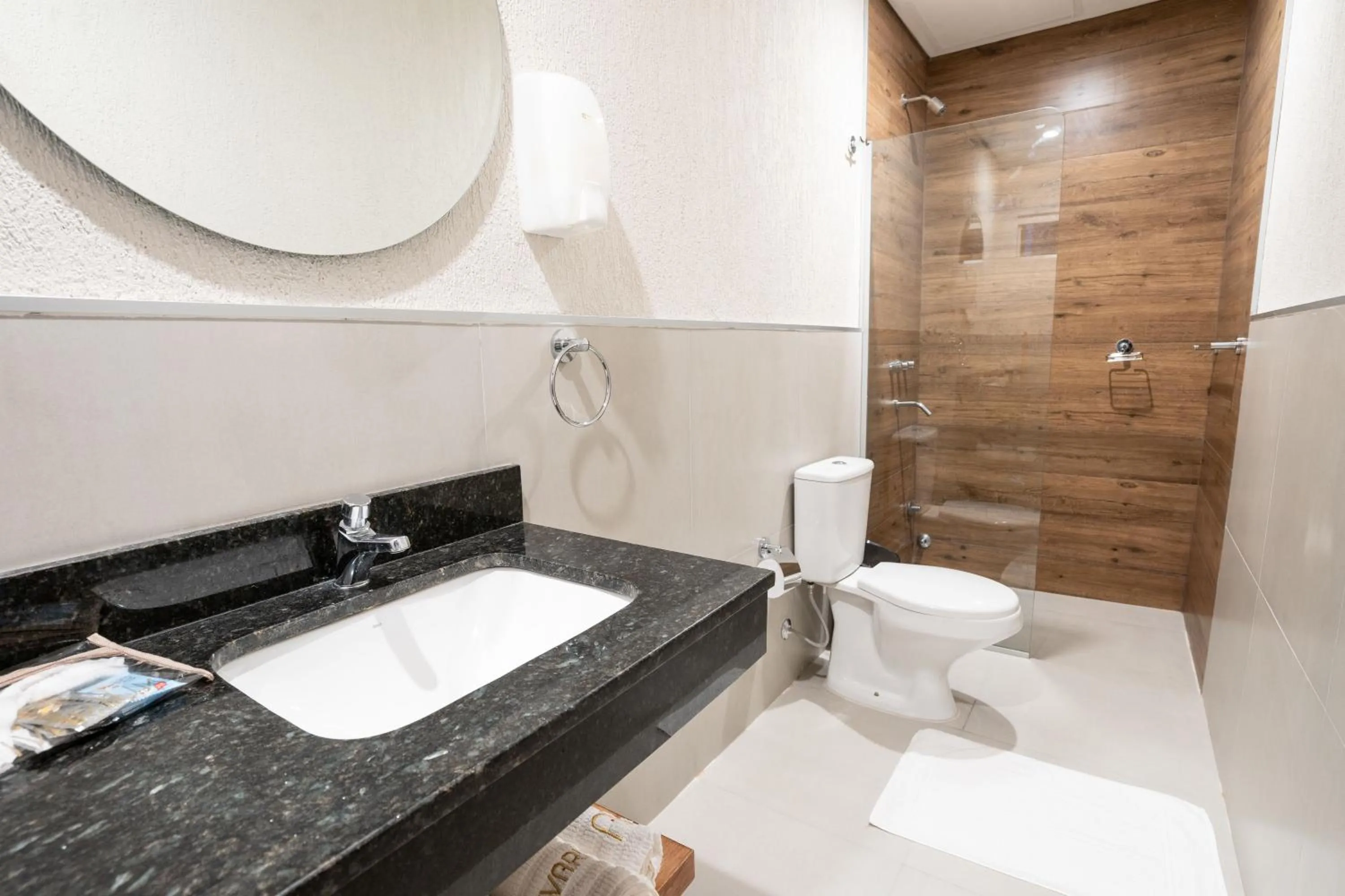 VIVARIUM APART HOTEL