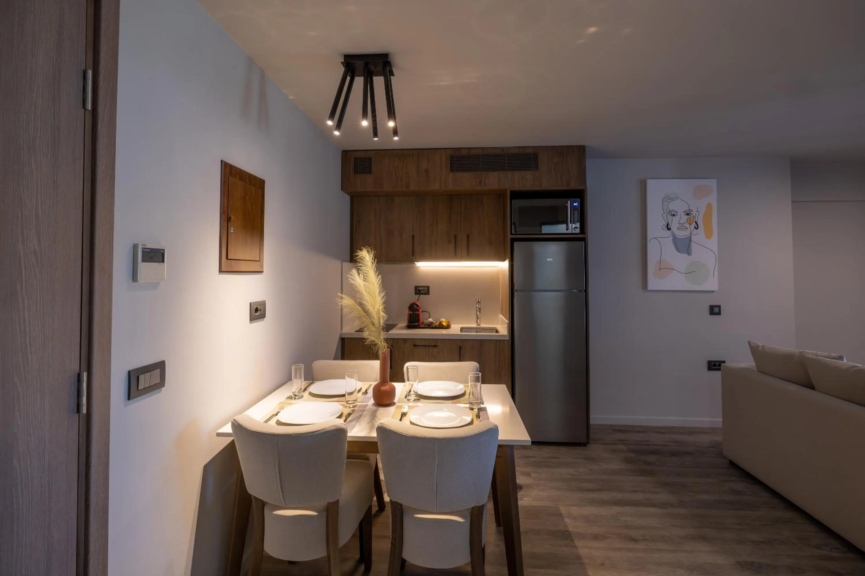 Kitchen or kitchenette in 507 Athens