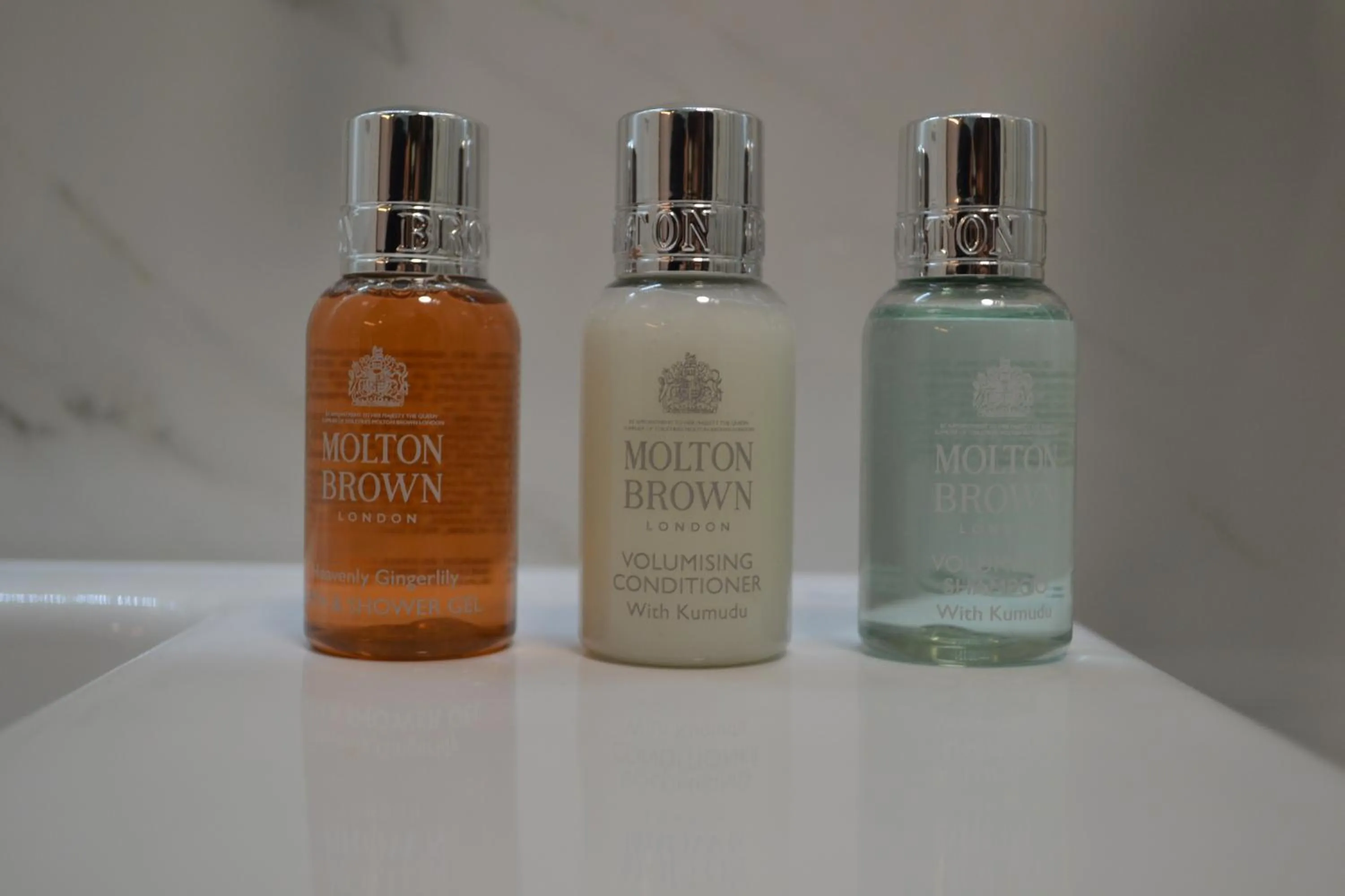 Shower in 507 Athens