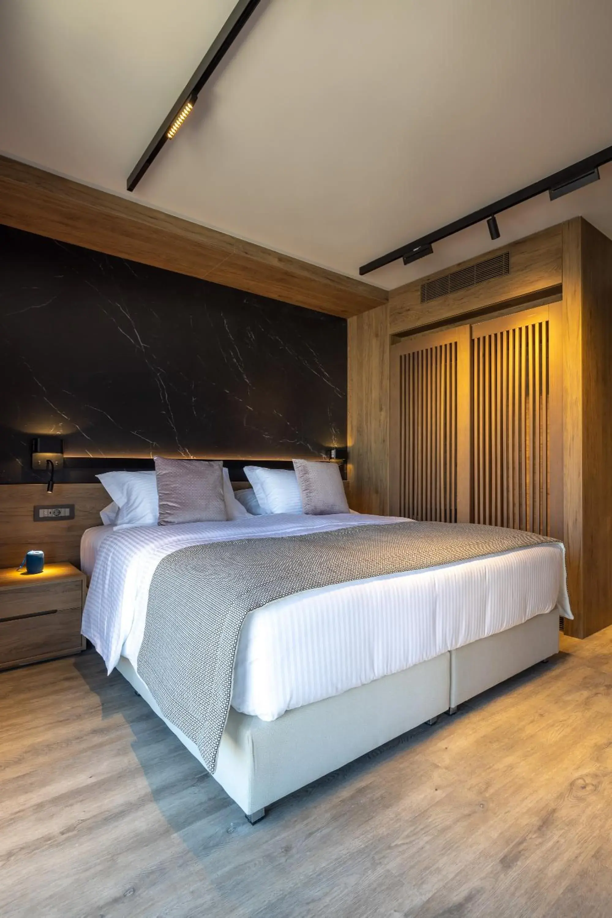 Bed in 507 Athens Bed in 507 Athens